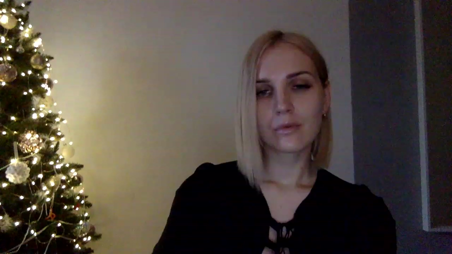 Gallery image thumbnail from Nicole_1286's myfreecams stream on, 12/26/2022, 14:23 image 3 of 20