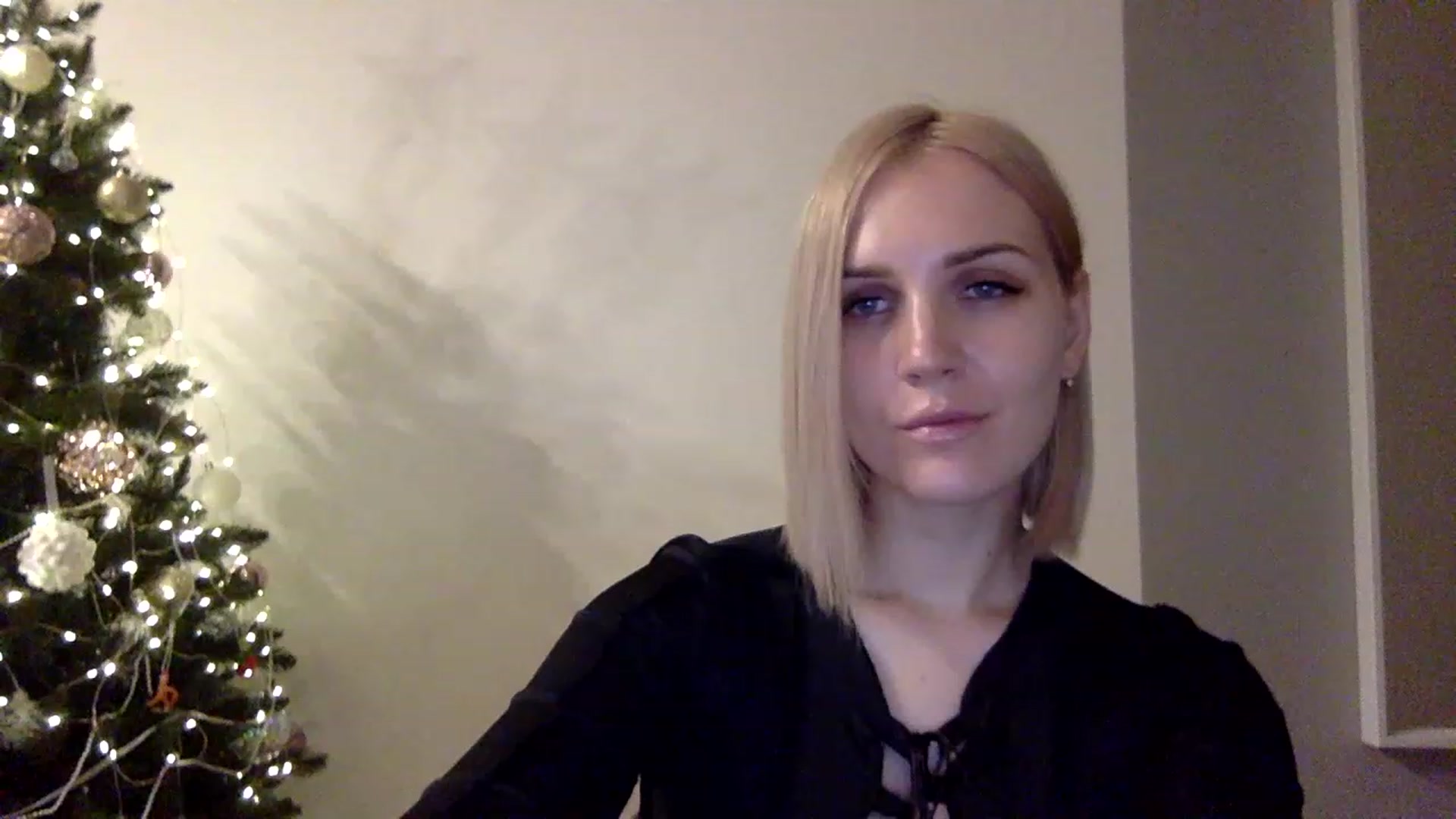 Gallery image thumbnail from Nicole_1286's myfreecams stream on, 12/26/2022, 14:23 image 20 of 20