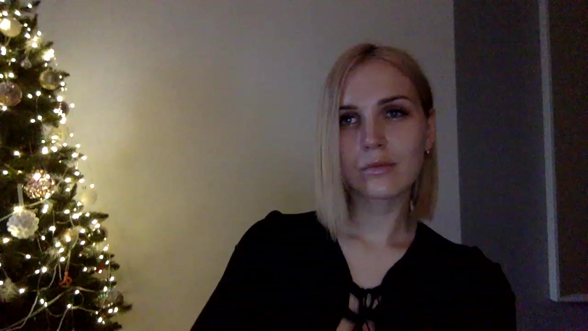 Gallery image thumbnail from Nicole_1286's myfreecams stream on, 12/26/2022, 14:23 image 4 of 20