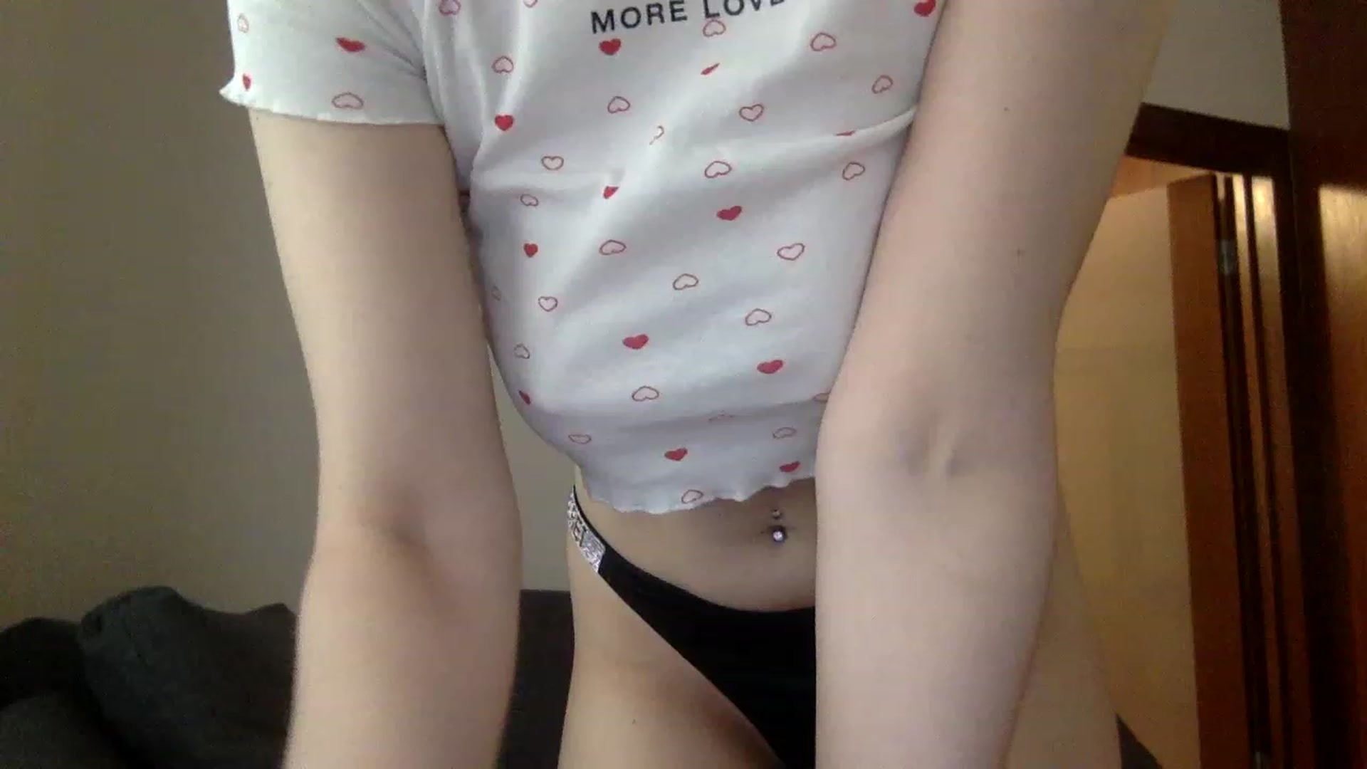 Gallery image thumbnail from Nicole_1286's myfreecams stream on, 04/17/2023, 10:18 image 1 of 20