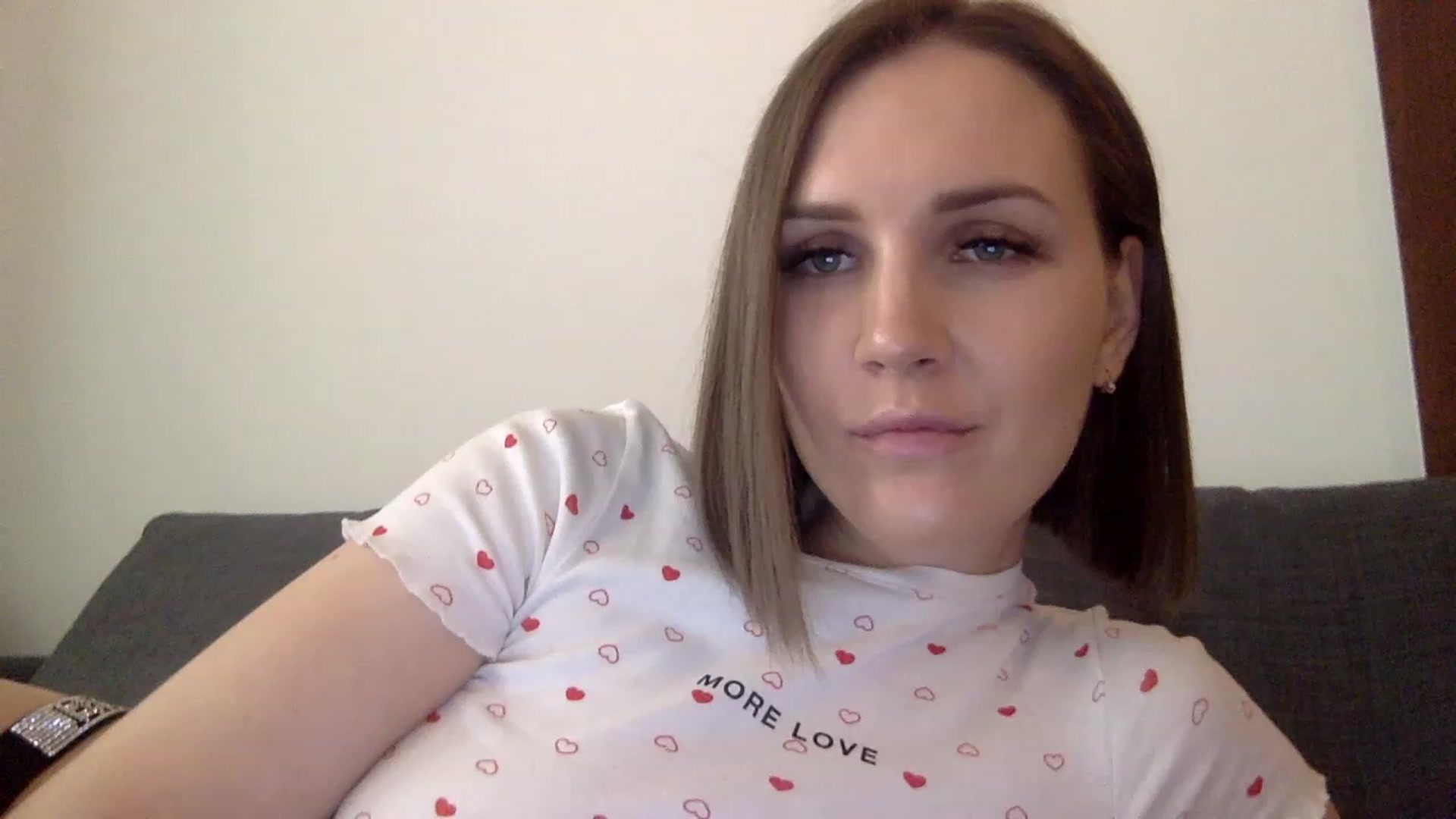 Gallery image thumbnail from Nicole_1286's myfreecams stream on, 04/17/2023, 10:18 image 12 of 20
