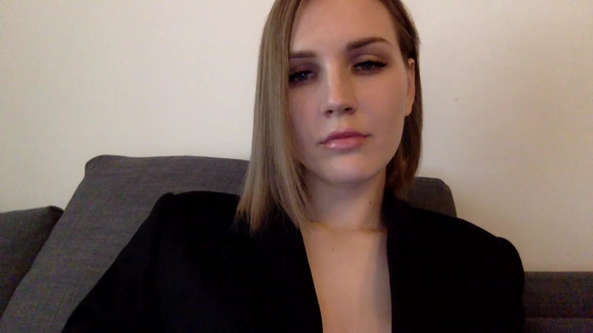 Gallery image thumbnail from Nicole_1286's myfreecams stream on, 06/02/2023, 11:15 image 2 of 20