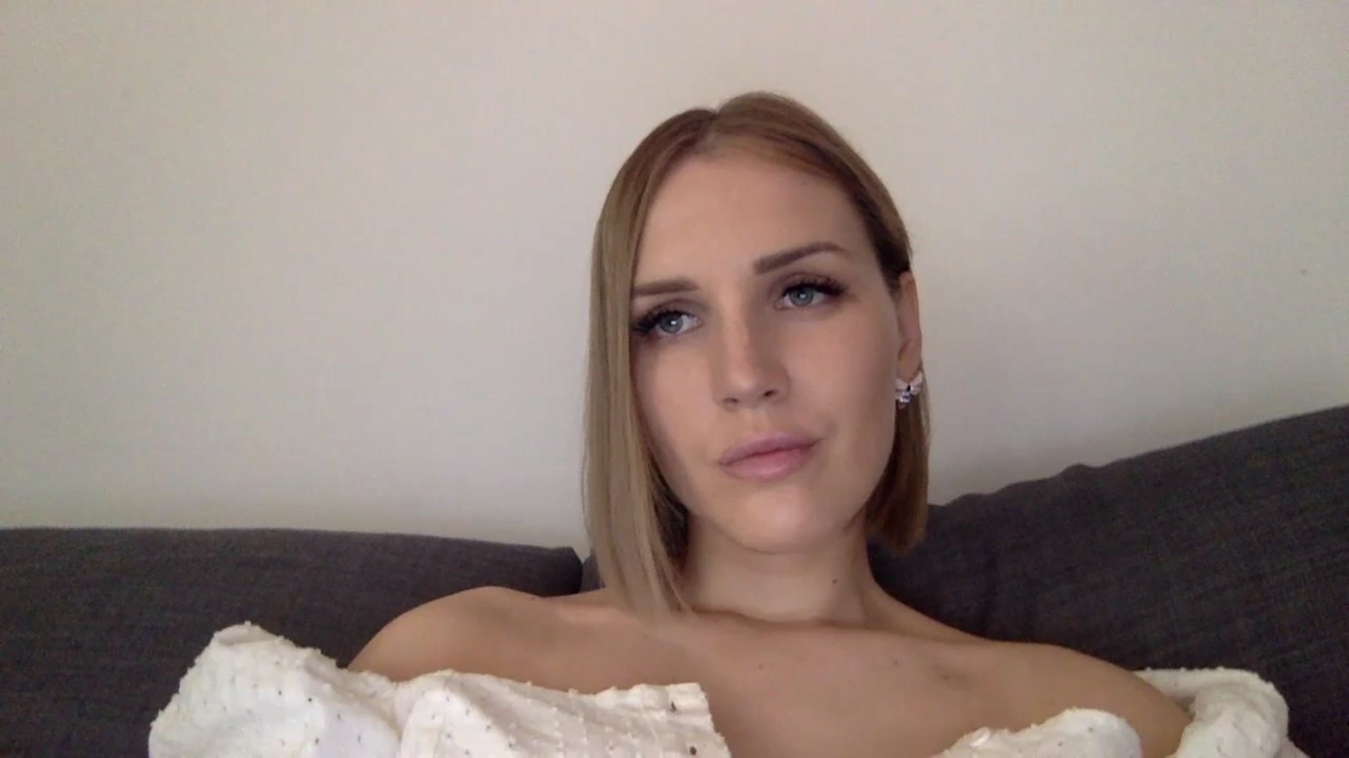 Gallery image thumbnail from Nicole_1286's myfreecams stream on, 07/16/2023, 13:46 image 15 of 20