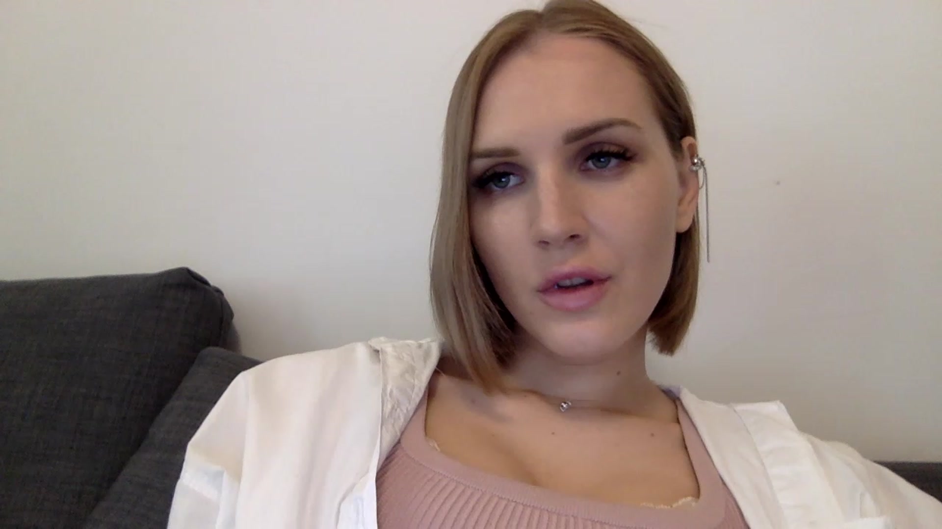 Gallery image thumbnail from Nicole_1286's myfreecams stream on, 07/18/2023, 11:02 image 11 of 20