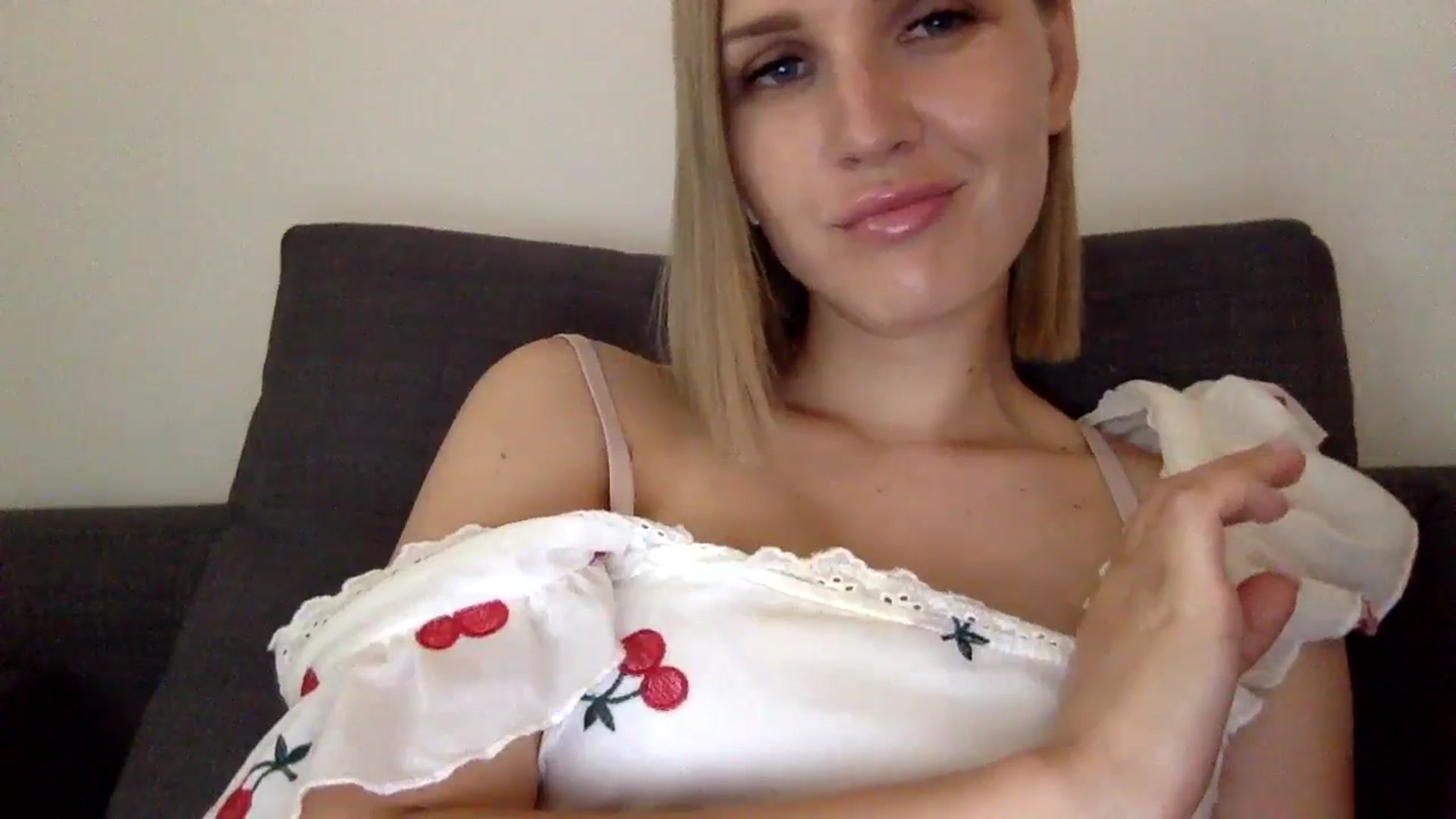 Gallery image thumbnail from Nicole_1286's myfreecams stream on, 08/29/2023, 08:22 image 14 of 20