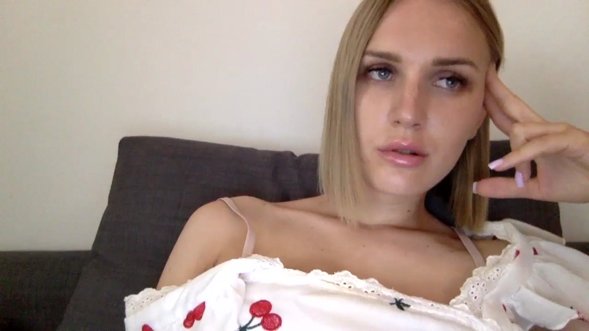 Gallery image thumbnail from Nicole_1286's myfreecams stream on, 08/29/2023, 08:22 image 16 of 20