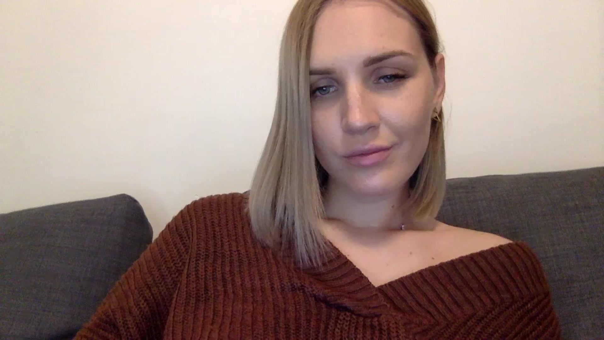 Gallery image thumbnail from Nicole_1286's myfreecams stream on, 10/16/2023, 11:43 image 14 of 20