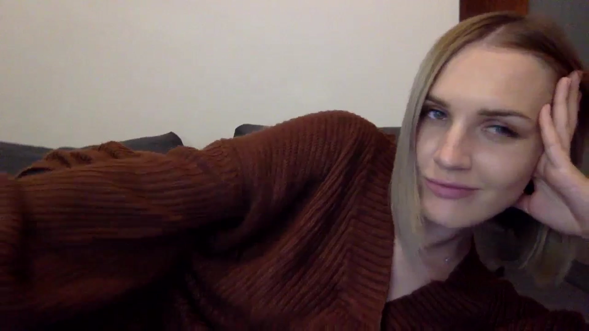 Gallery image thumbnail from Nicole_1286's myfreecams stream on, 10/16/2023, 11:43 image 12 of 20