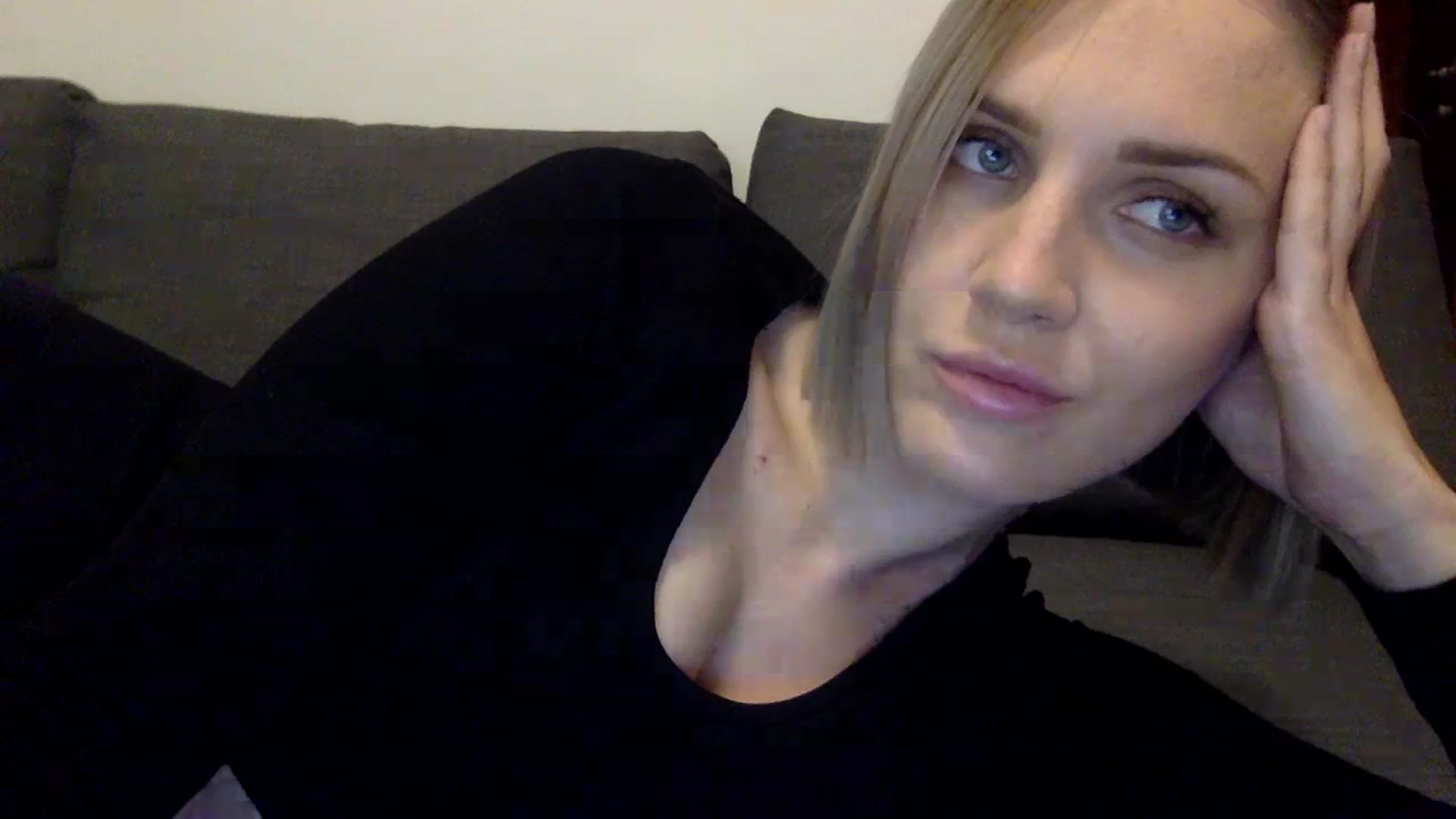 Gallery image thumbnail from Nicole_1286's myfreecams stream on, 10/20/2023, 12:06 image 7 of 20