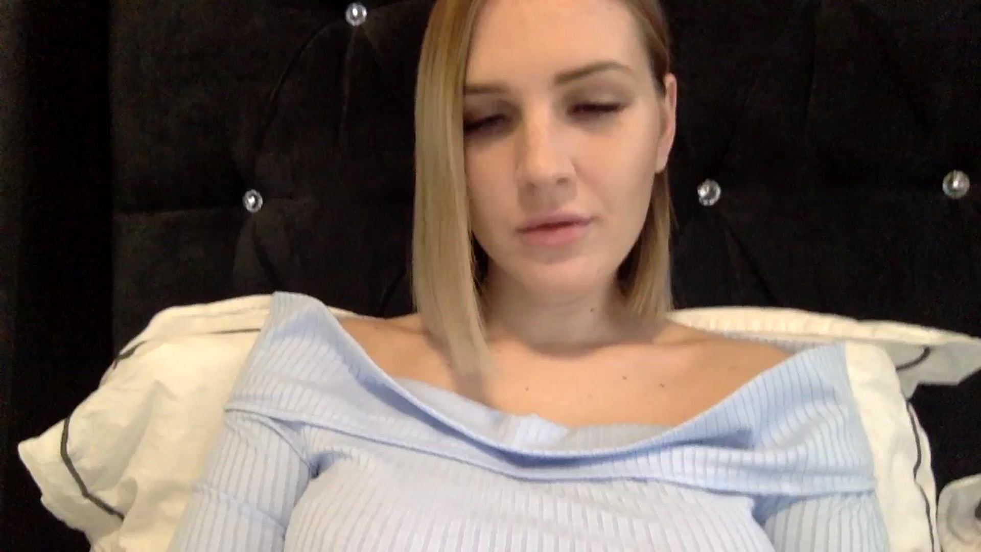 Gallery image thumbnail from Nicole_1286's myfreecams stream on, 12/29/2023, 18:03 image 1 of 20