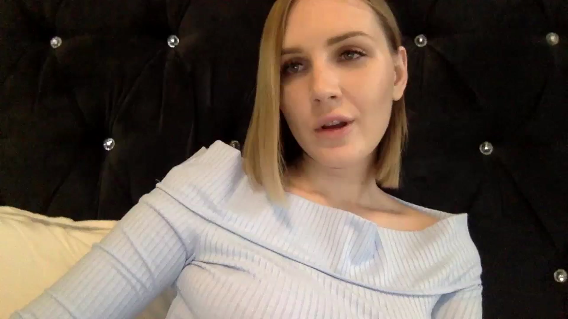 Gallery image thumbnail from Nicole_1286's myfreecams stream on, 12/29/2023, 18:03 image 20 of 20