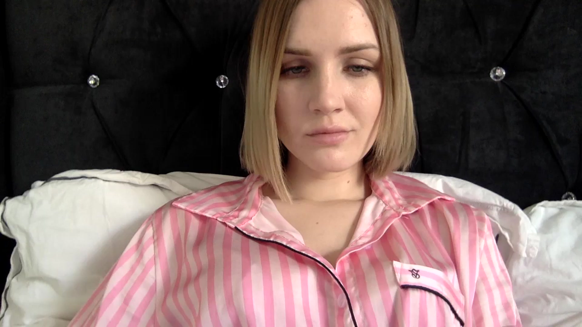 Gallery image thumbnail from Nicole_1286's myfreecams stream on, 03/20/2024, 18:05 image 4 of 20