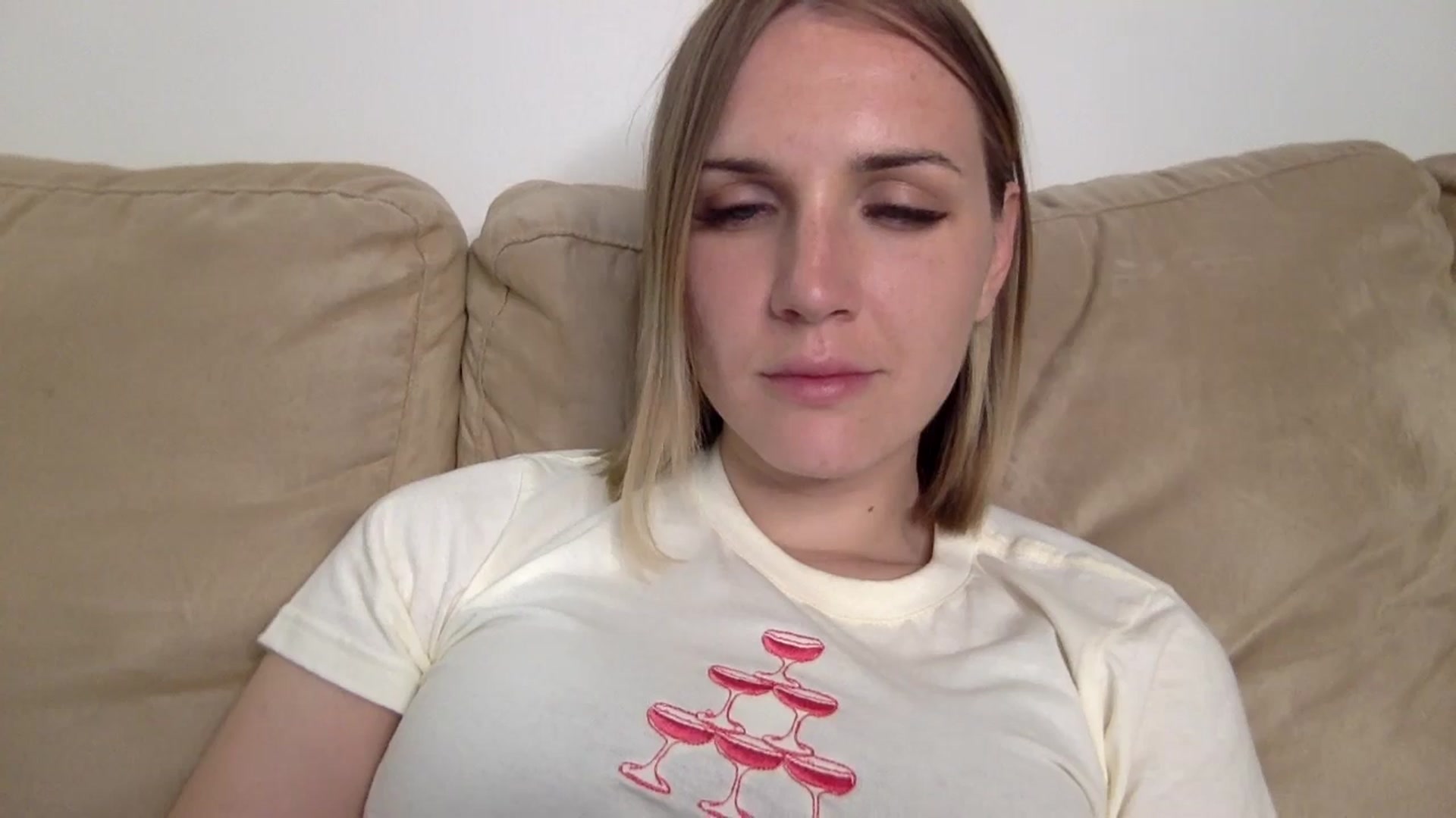 Gallery image thumbnail from Nicole_1286's myfreecams stream on, 06/11/2024, 01:30 image 20 of 20