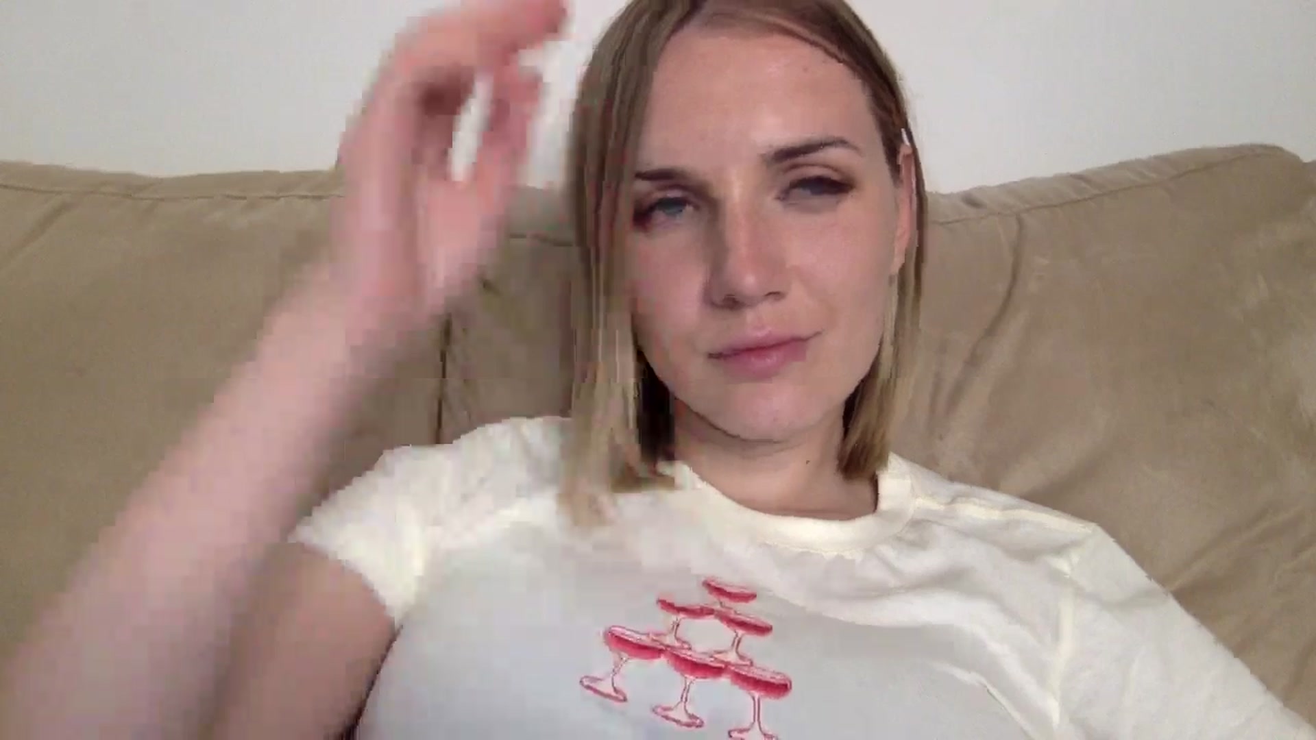 Gallery image thumbnail from Nicole_1286's myfreecams stream on, 06/11/2024, 01:30 image 7 of 20