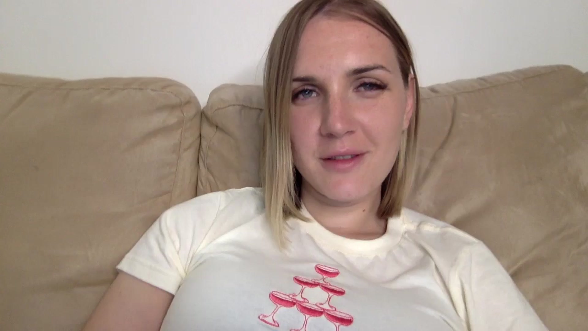 Gallery image thumbnail from Nicole_1286's myfreecams stream on, 06/11/2024, 01:30 image 12 of 20