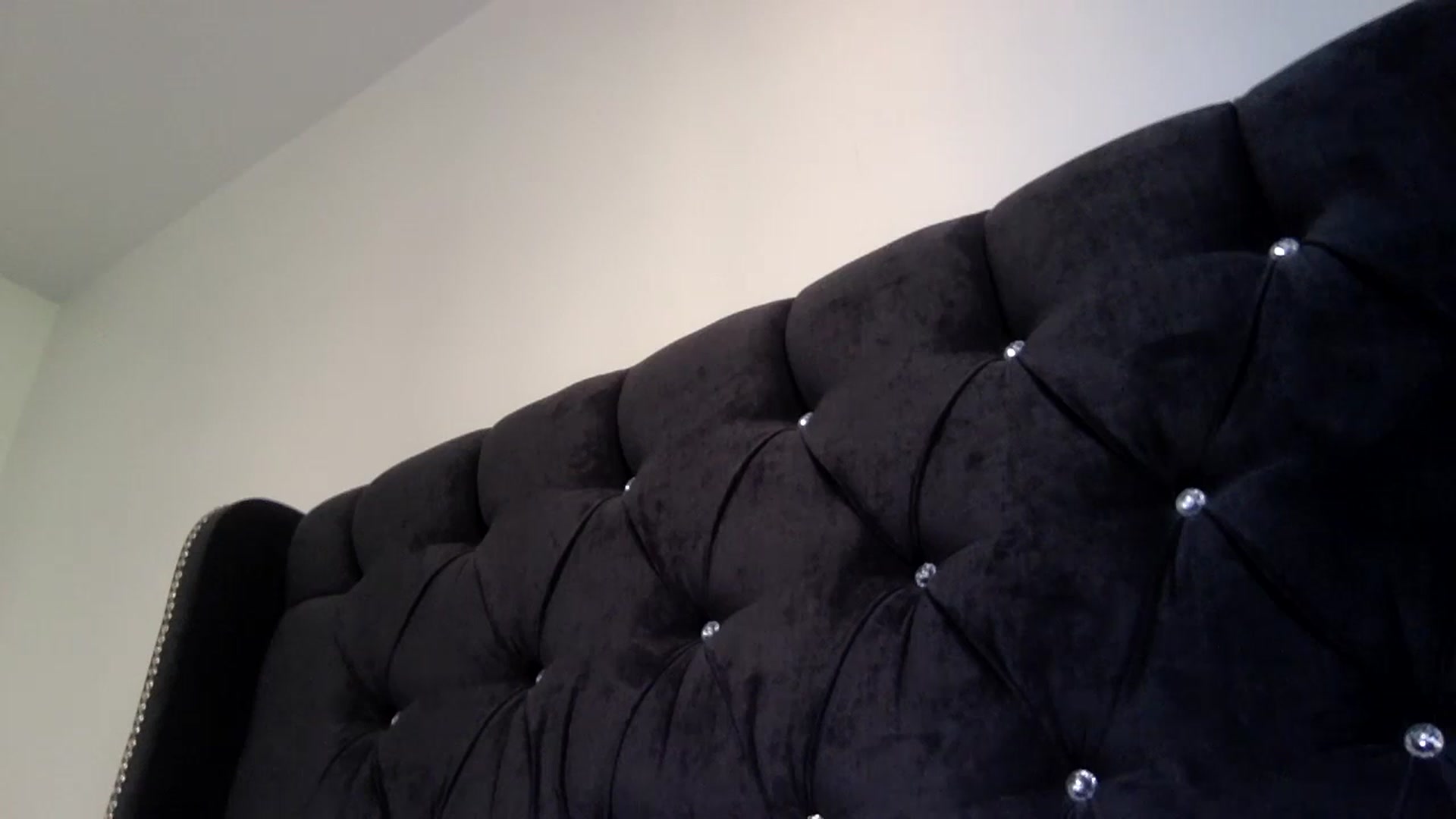 Gallery image thumbnail from Nicole_1286's myfreecams stream on, 09/11/2024, 18:39 image 5 of 20