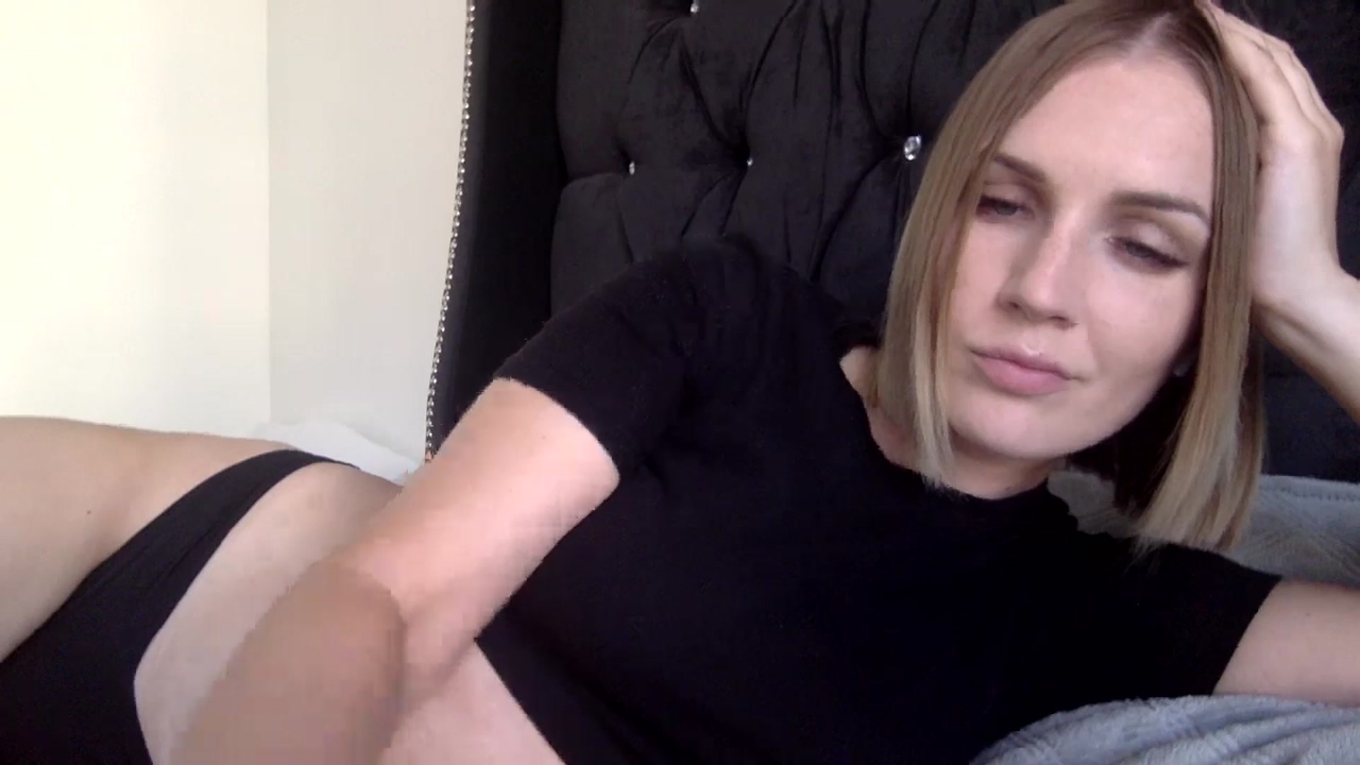 Gallery image thumbnail from Nicole_1286's myfreecams stream on, 09/16/2024, 17:50 image 3 of 20