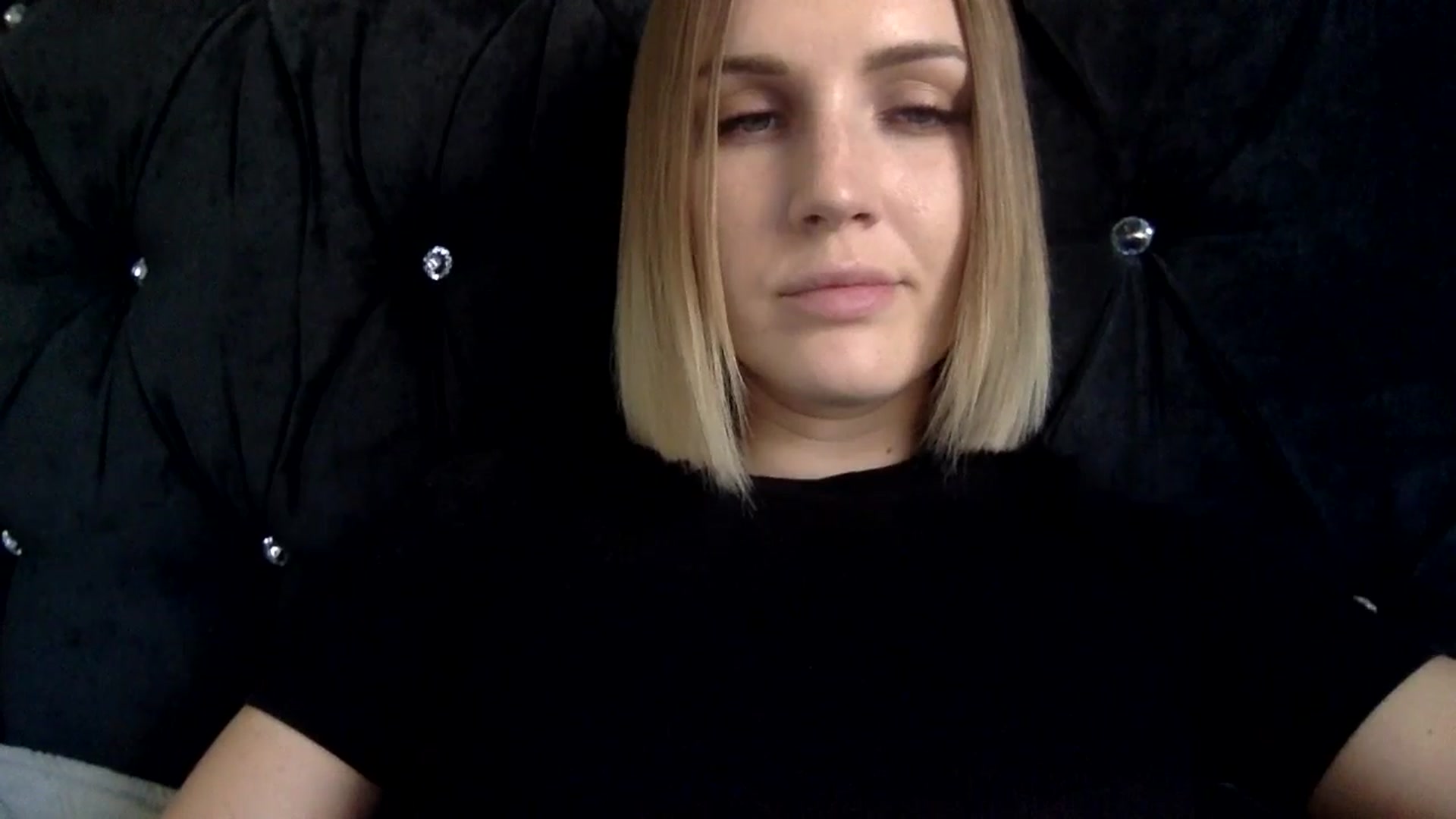 Gallery image thumbnail from Nicole_1286's myfreecams stream on, 09/16/2024, 18:21 image 7 of 20