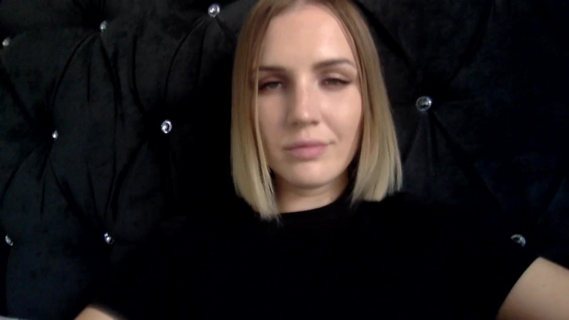 Gallery image thumbnail from Nicole_1286's myfreecams stream on, 09/16/2024, 18:21 image 15 of 20