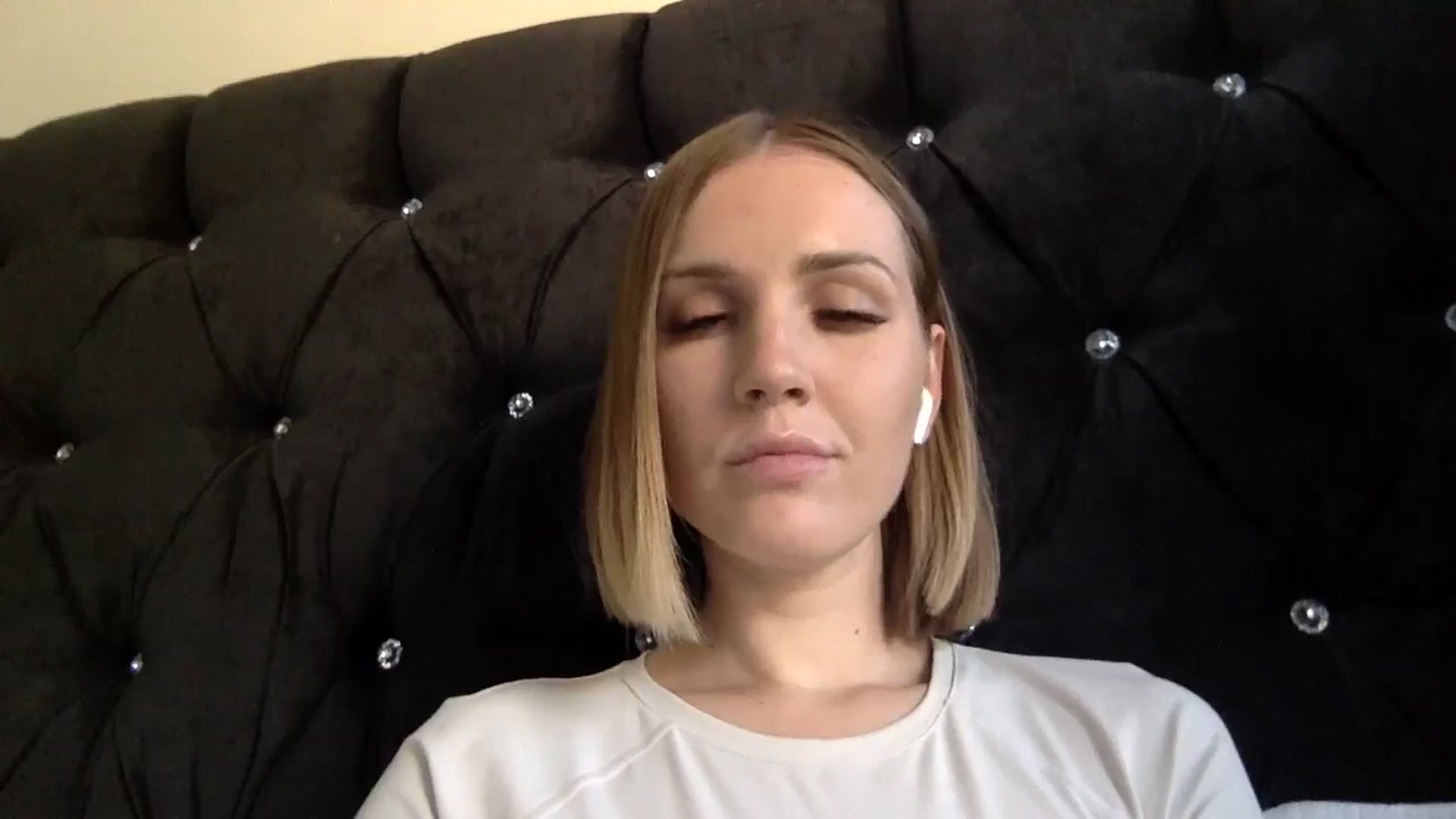 Gallery image thumbnail from Nicole_1286's myfreecams stream on, 11/07/2024, 19:51 image 3 of 20