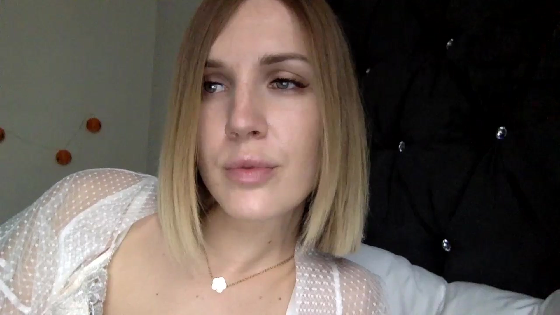 Gallery image thumbnail from Nicole_1286's myfreecams stream on, 12/04/2024, 18:02 image 13 of 20