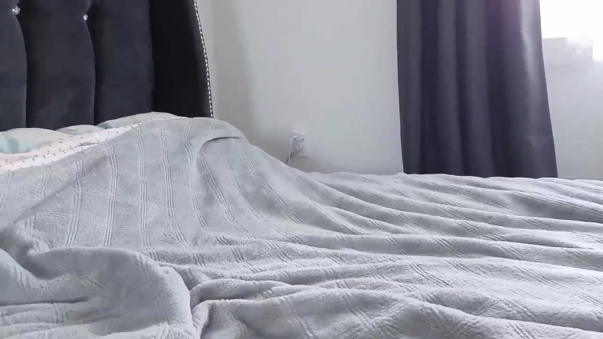 Gallery image thumbnail from Nicole_1286's myfreecams stream on, 04/13/2026, 17:26 image 6 of 20