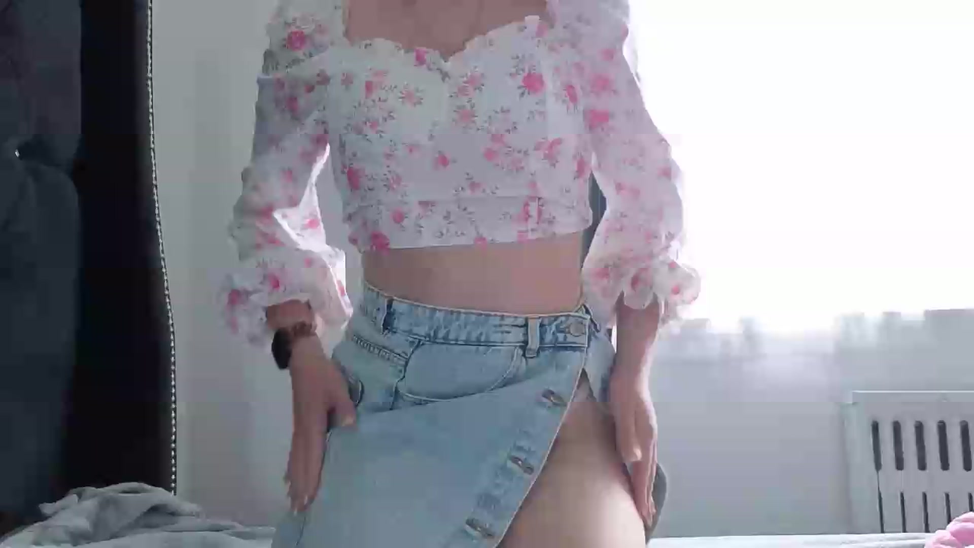 Gallery image thumbnail from Nicole_1286's myfreecams stream on, 06/18/2026, 18:14 image 6 of 20