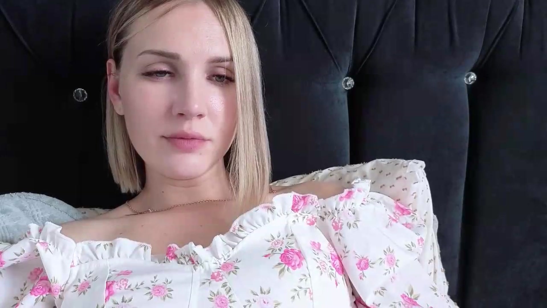 Gallery image thumbnail from Nicole_1286's myfreecams stream on, 06/18/2026, 19:50 image 12 of 20
