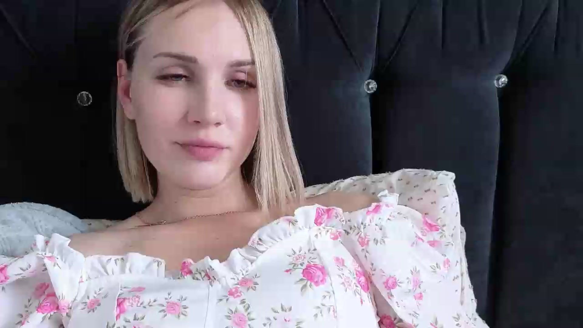 Gallery image thumbnail from Nicole_1286's myfreecams stream on, 06/18/2026, 19:50 image 11 of 20