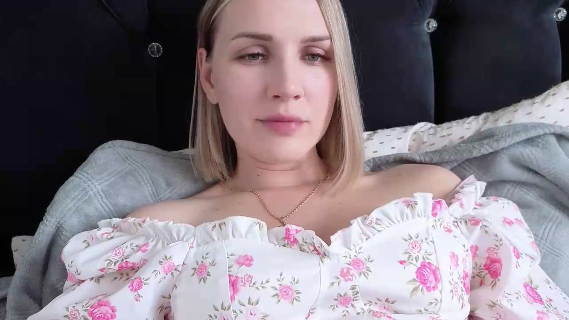 Gallery image thumbnail from Nicole_1286's myfreecams stream on, 06/26/2026, 20:05 image 7 of 20