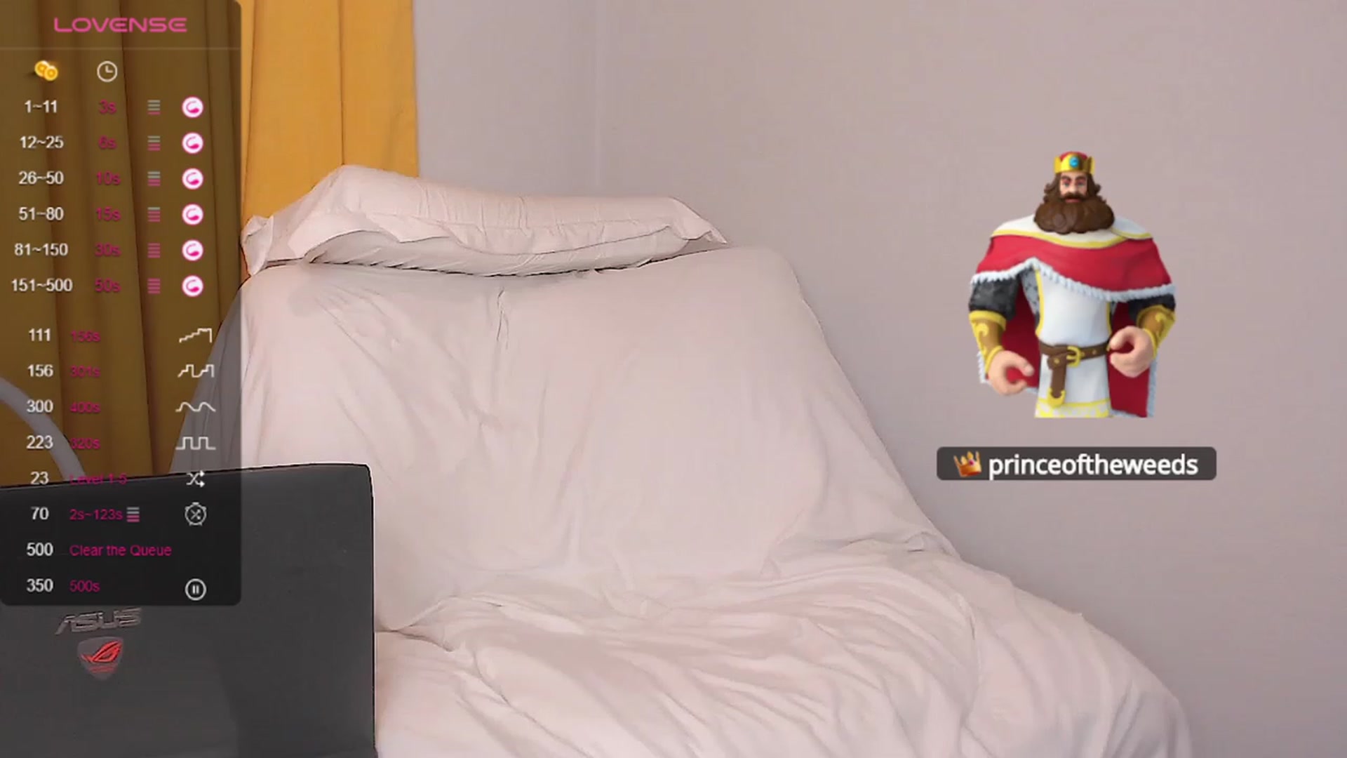 Gallery image thumbnail from Nicole_Kitten's myfreecams stream on, 12/25/2023, 20:57 image 18 of 20