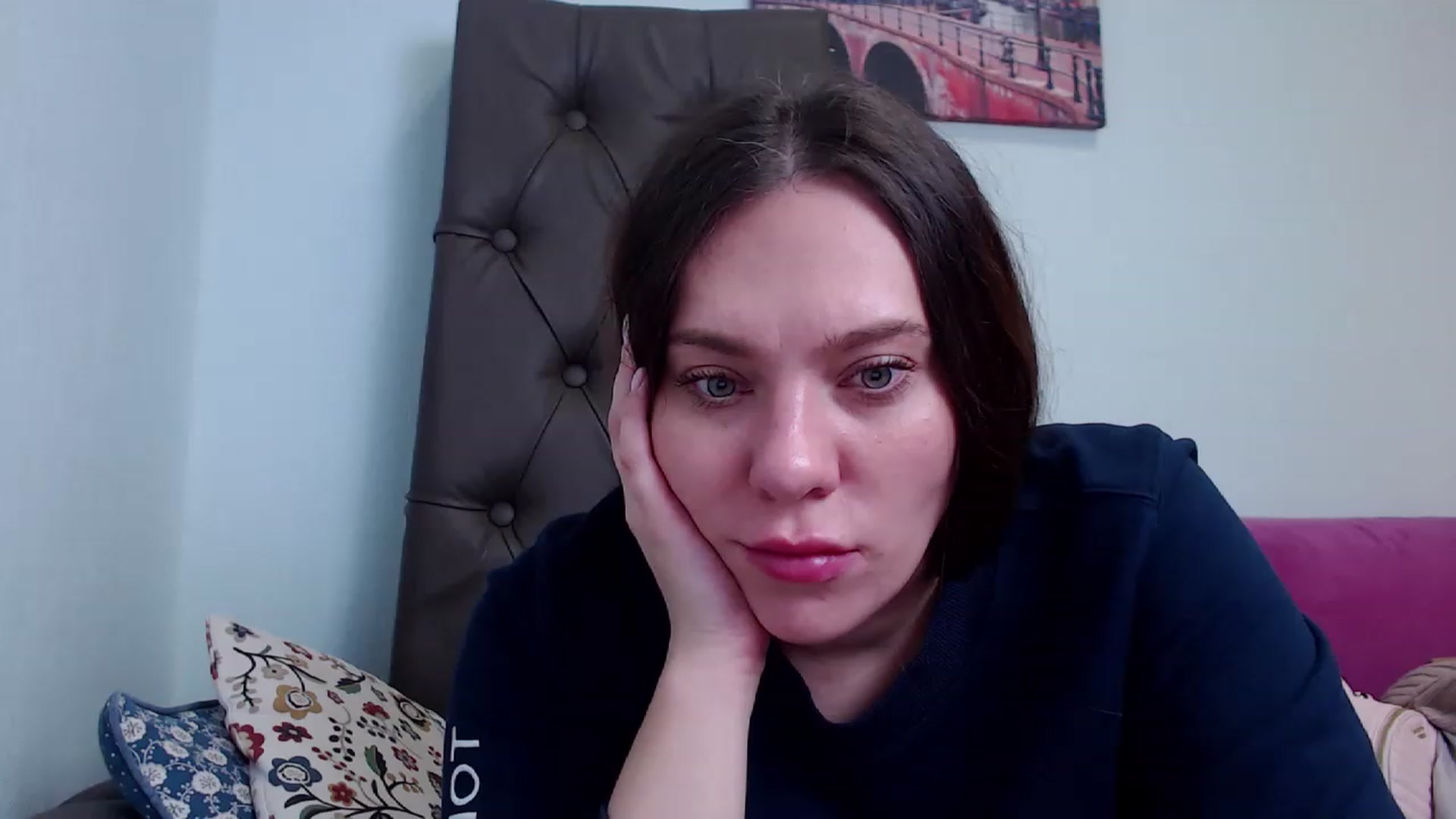 Gallery image thumbnail from Nicole_Kramm's myfreecams stream on, 11/18/2022, 14:52 image 10 of 20