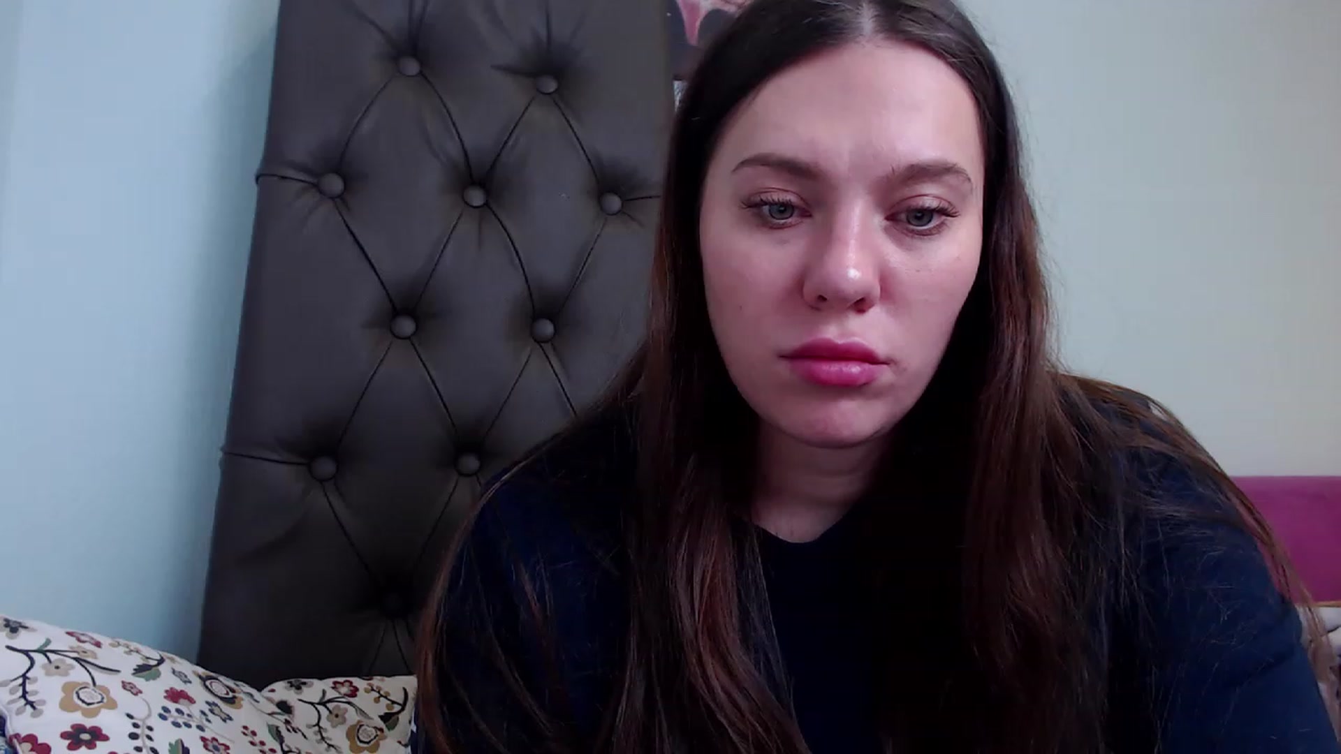 Gallery image thumbnail from Nicole_Kramm's myfreecams stream on, 11/18/2022, 14:52 image 16 of 20
