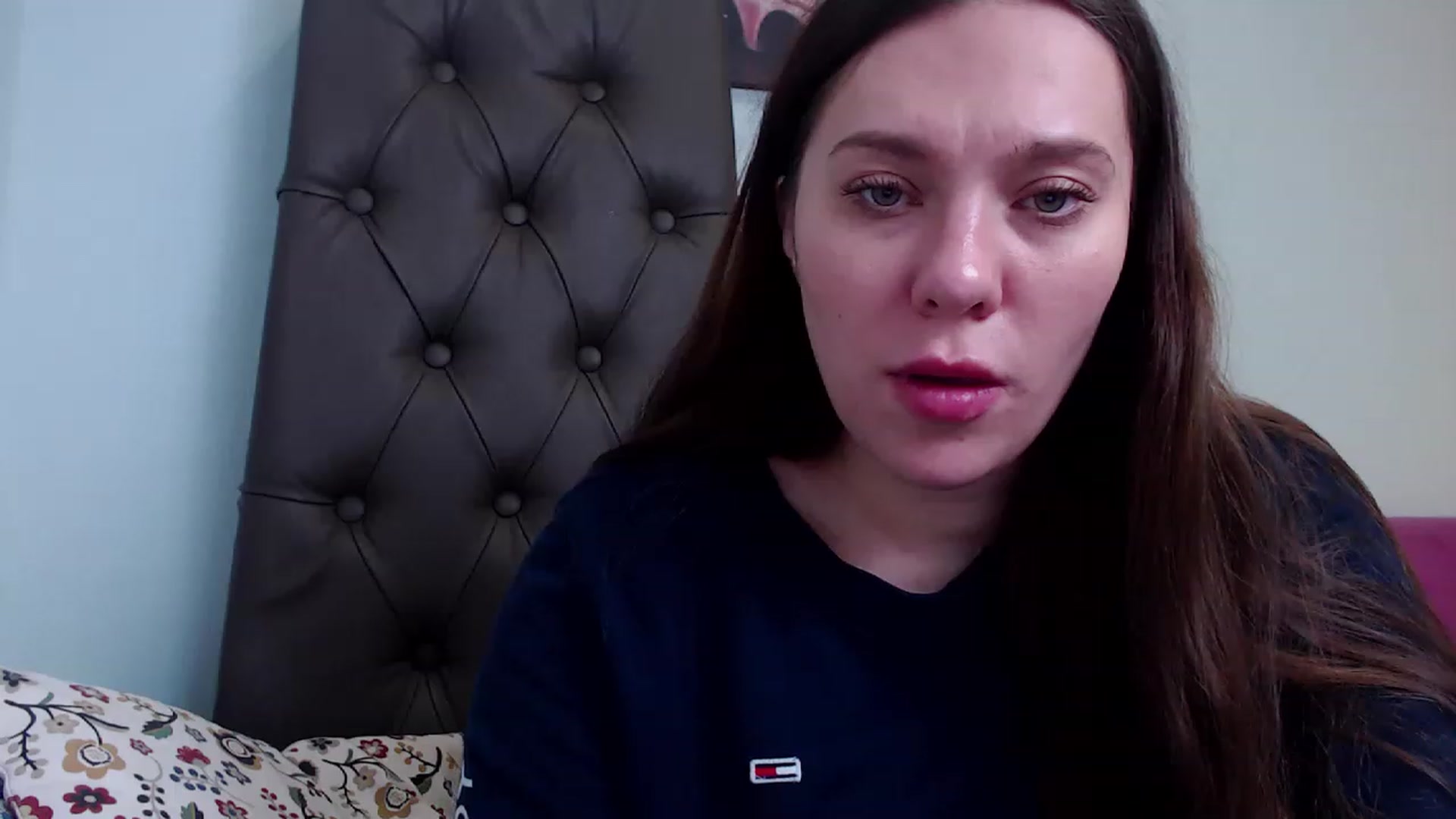 Gallery image thumbnail from Nicole_Kramm's myfreecams stream on, 11/18/2022, 14:52 image 14 of 20