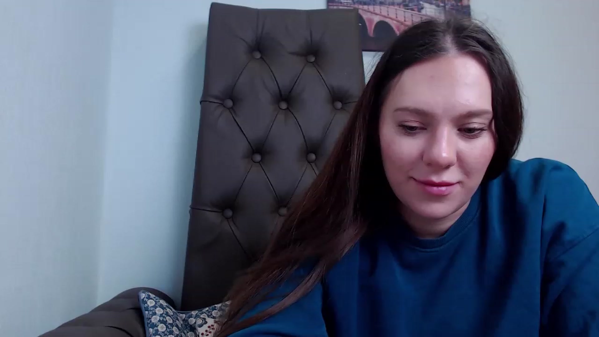 Gallery image thumbnail from Nicole_Kramm's myfreecams stream on, 11/21/2022, 14:30 image 16 of 20