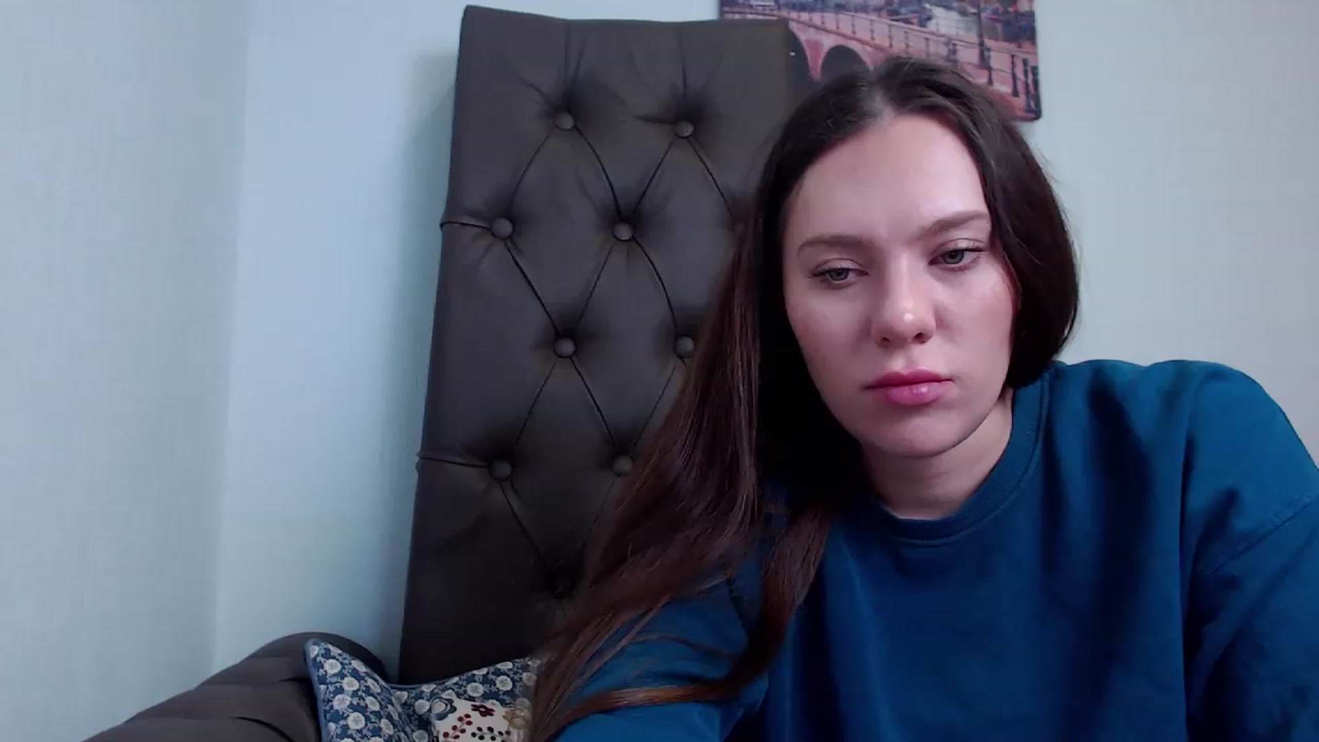 Gallery image thumbnail from Nicole_Kramm's myfreecams stream on, 11/21/2022, 14:30 image 17 of 20