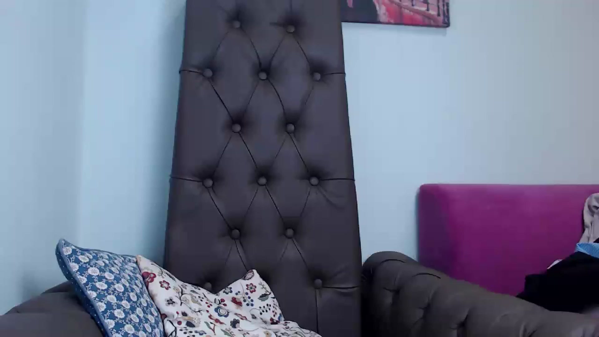 Gallery image thumbnail from Nicole_Kramm's myfreecams stream on, 11/26/2022, 13:47 image 15 of 20