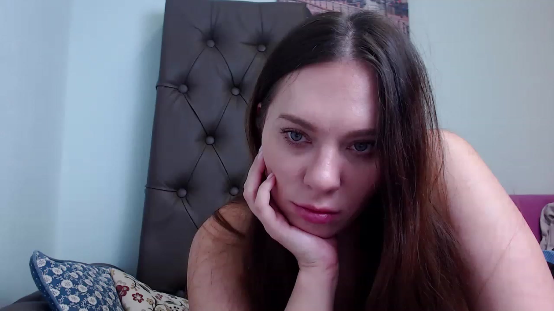 Gallery image thumbnail from Nicole_Kramm's myfreecams stream on, 11/26/2022, 13:47 image 17 of 20