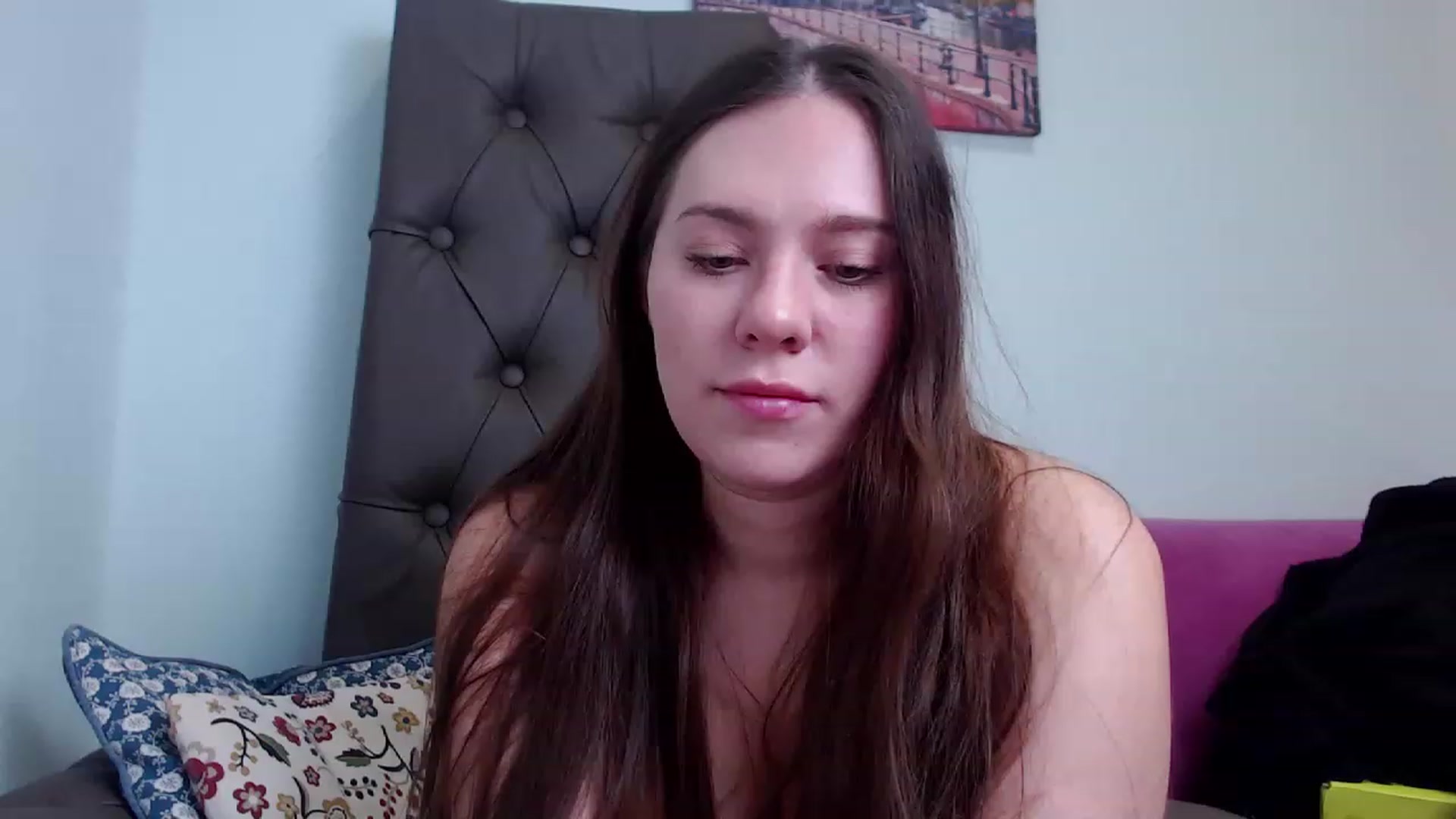 Gallery image thumbnail from Nicole_Kramm's myfreecams stream on, 11/28/2022, 11:19 image 14 of 20