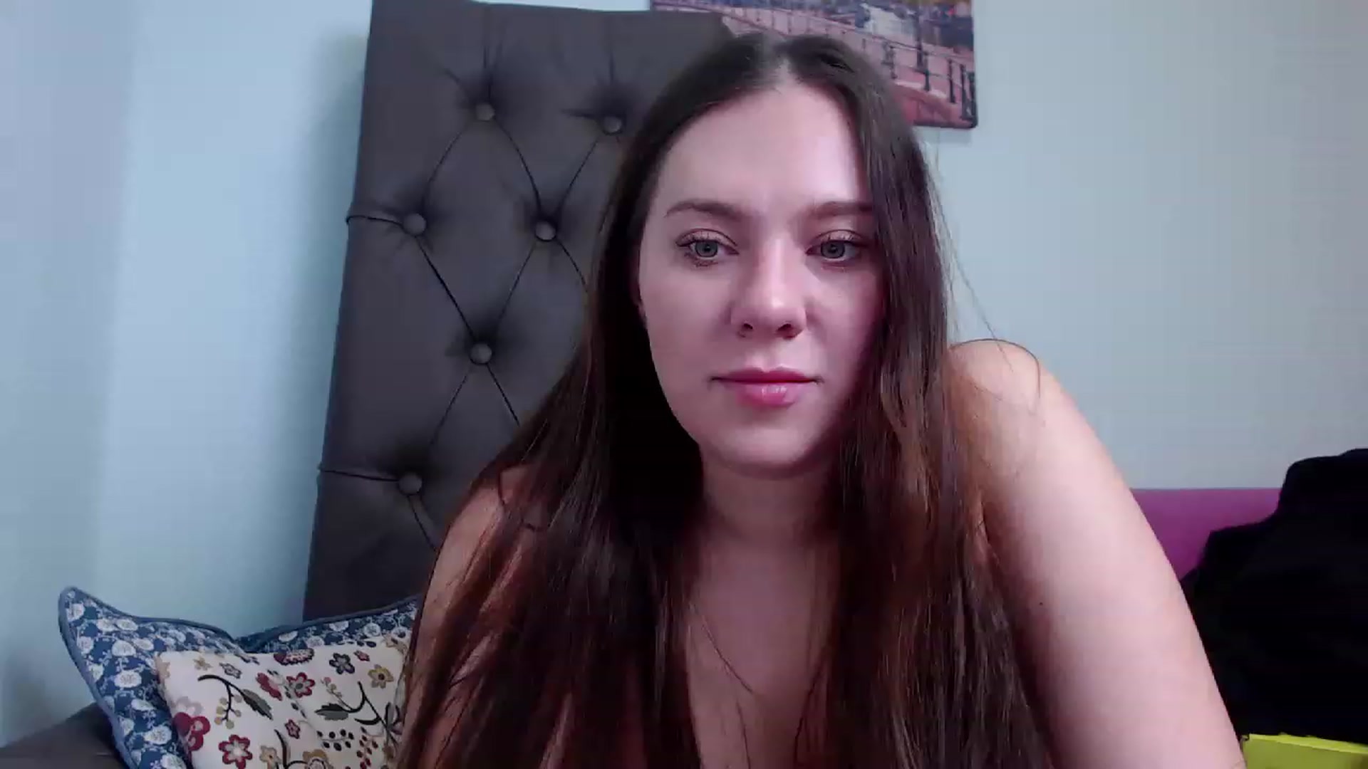 Gallery image thumbnail from Nicole_Kramm's myfreecams stream on, 11/28/2022, 11:19 image 18 of 20