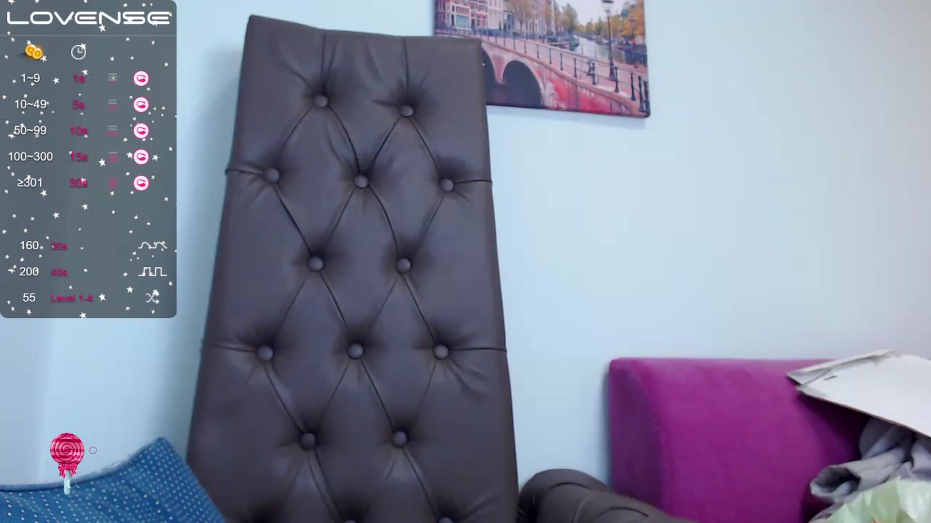 Gallery image thumbnail from Nicole_Kramm's myfreecams stream on, 12/21/2022, 10:25 image 17 of 20