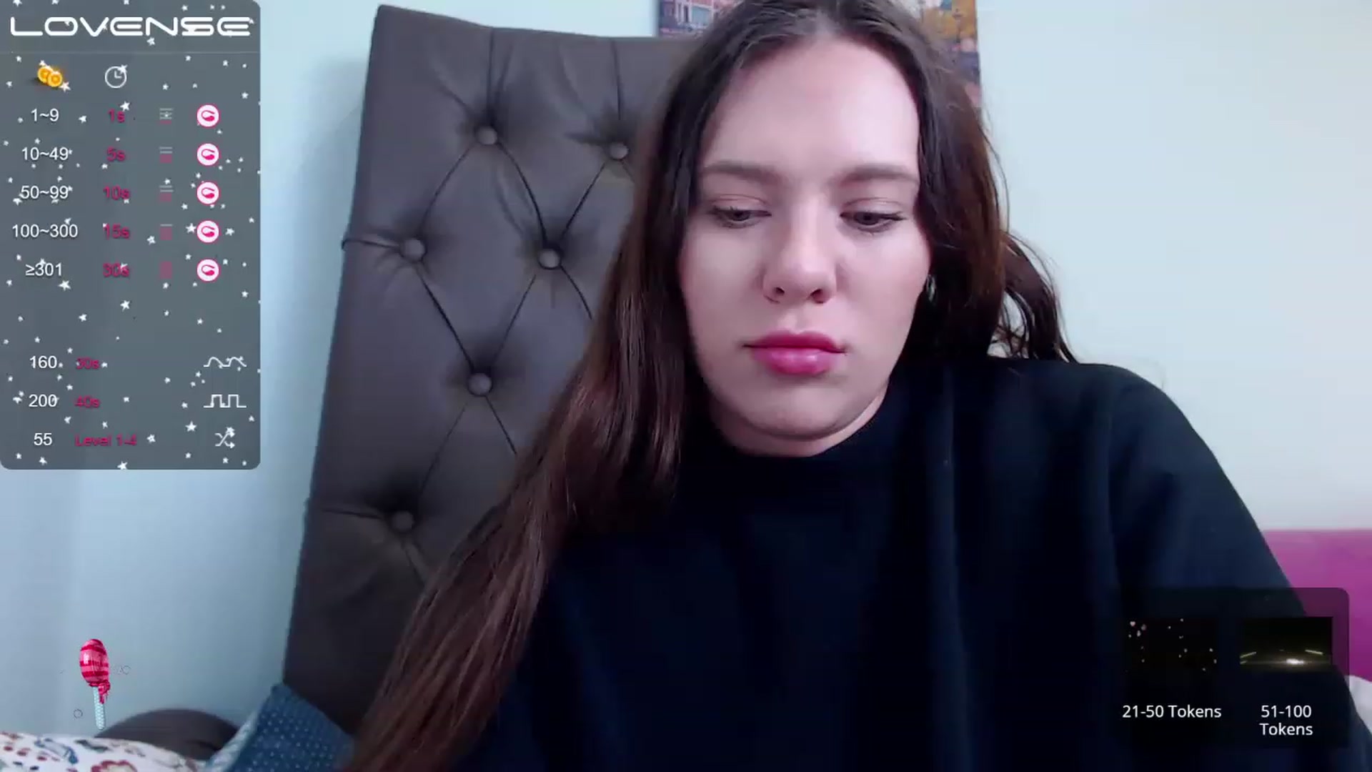 Gallery image thumbnail from Nicole_Kramm's myfreecams stream on, 12/22/2022, 11:21 image 17 of 20