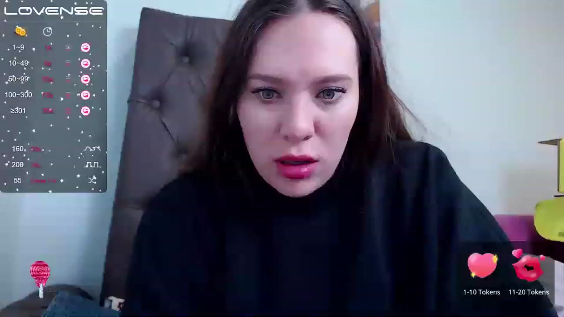 Gallery image thumbnail from Nicole_Kramm's myfreecams stream on, 12/25/2022, 11:15 image 13 of 20