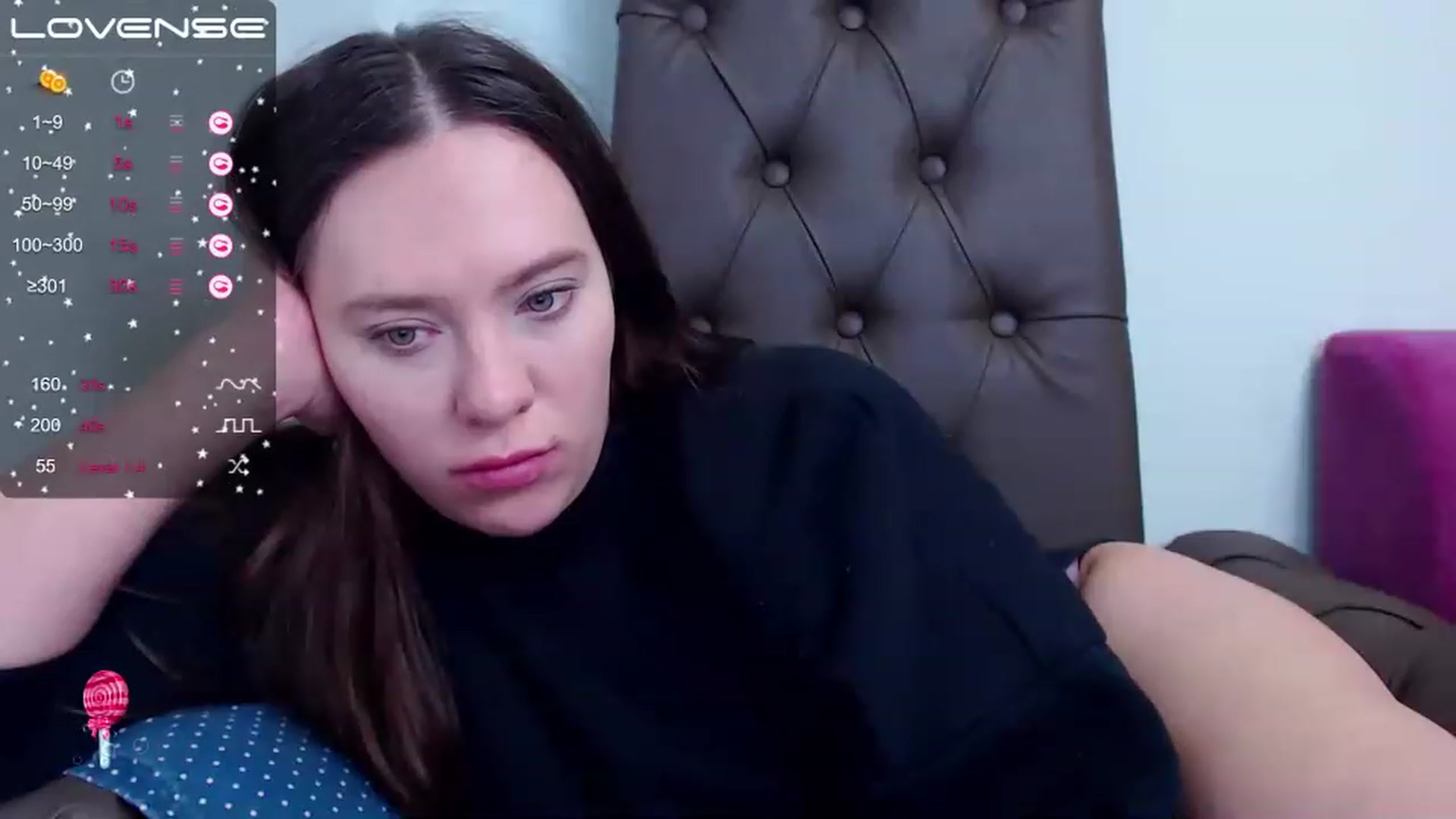 Gallery image thumbnail from Nicole_Kramm's myfreecams stream on, 12/25/2022, 12:30 image 14 of 20