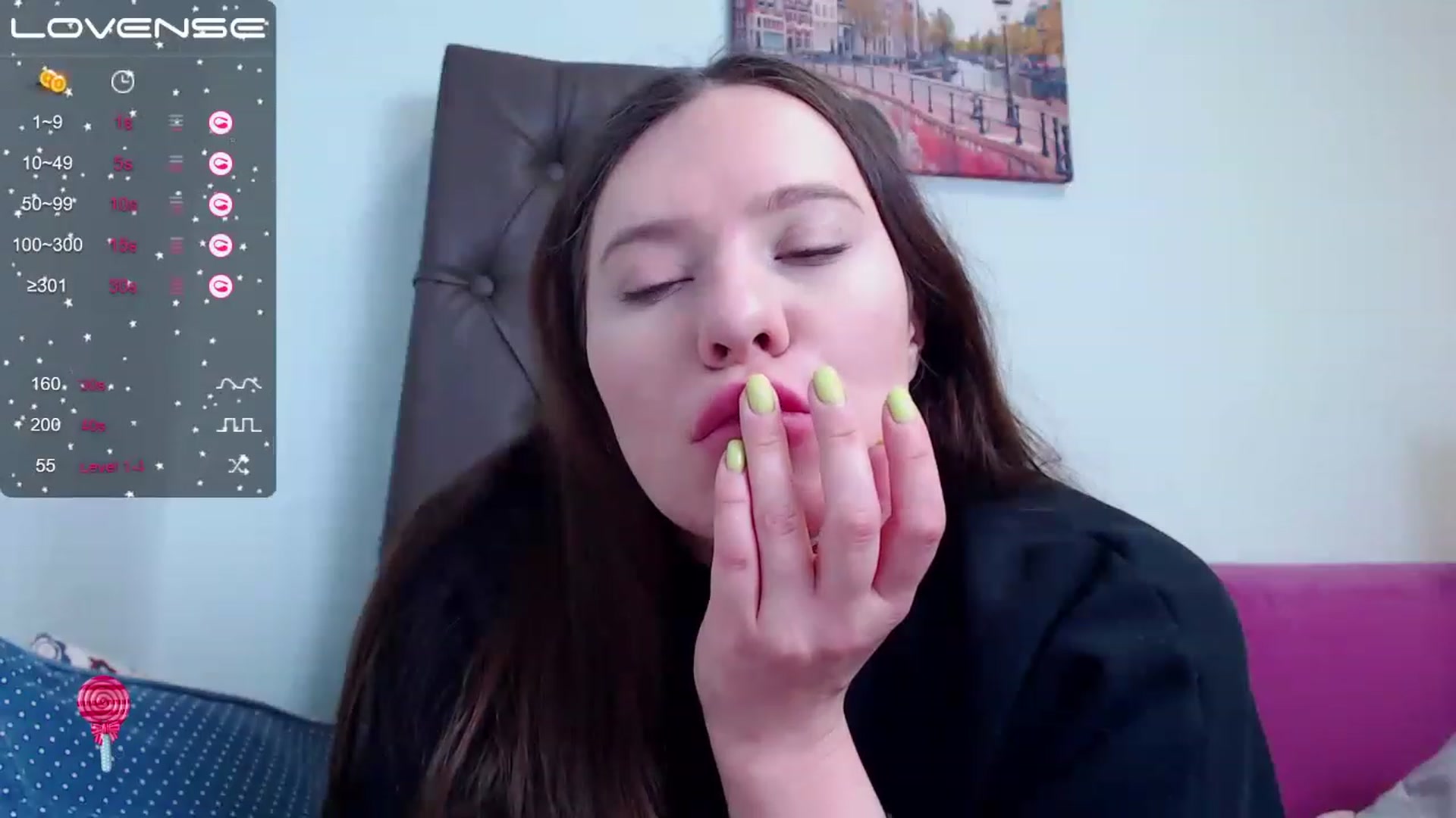 Gallery image thumbnail from Nicole_Kramm's myfreecams stream on, 12/25/2022, 12:30 image 15 of 20