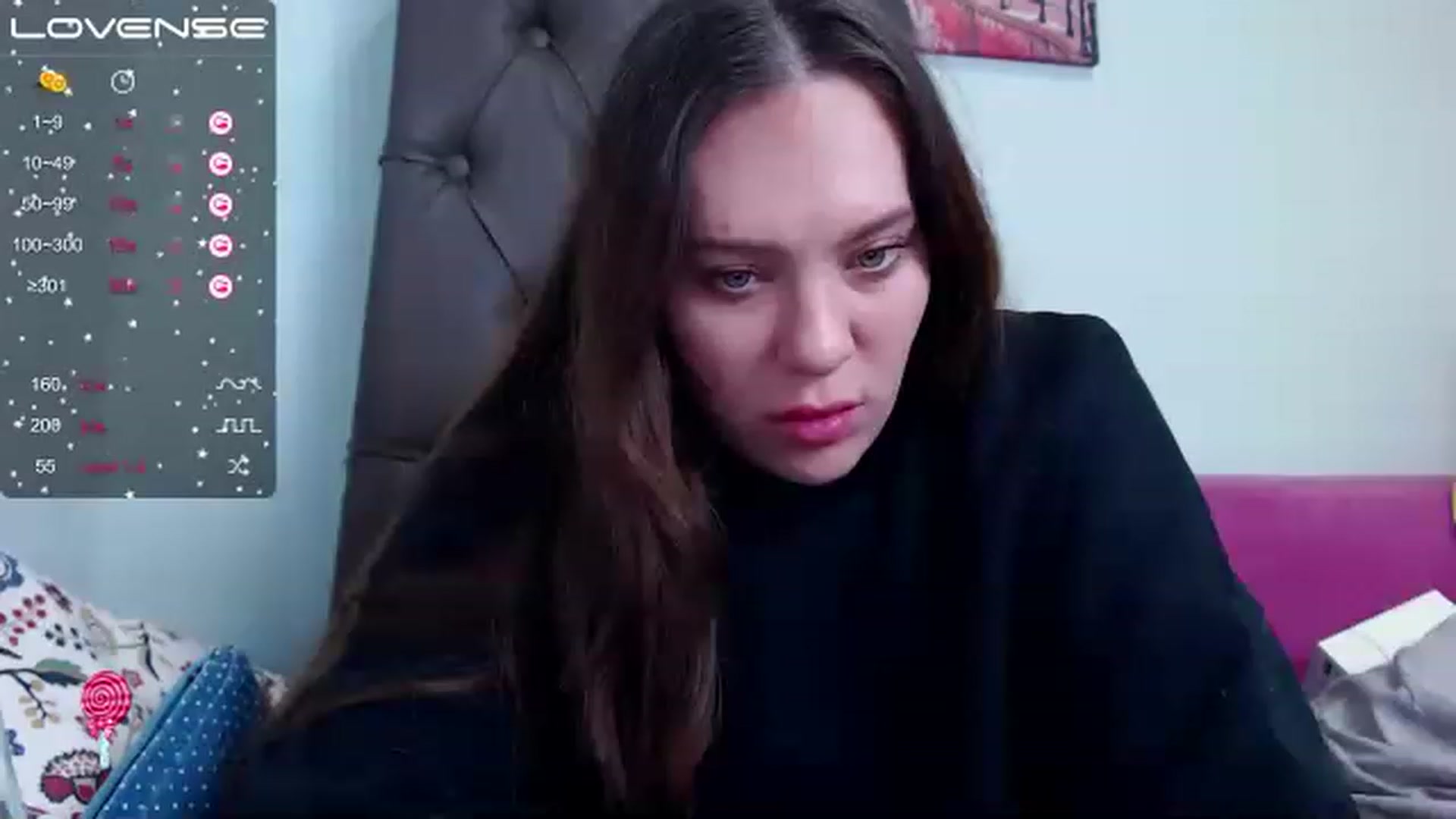 Gallery image thumbnail from Nicole_Kramm's myfreecams stream on, 12/29/2022, 12:45 image 14 of 20