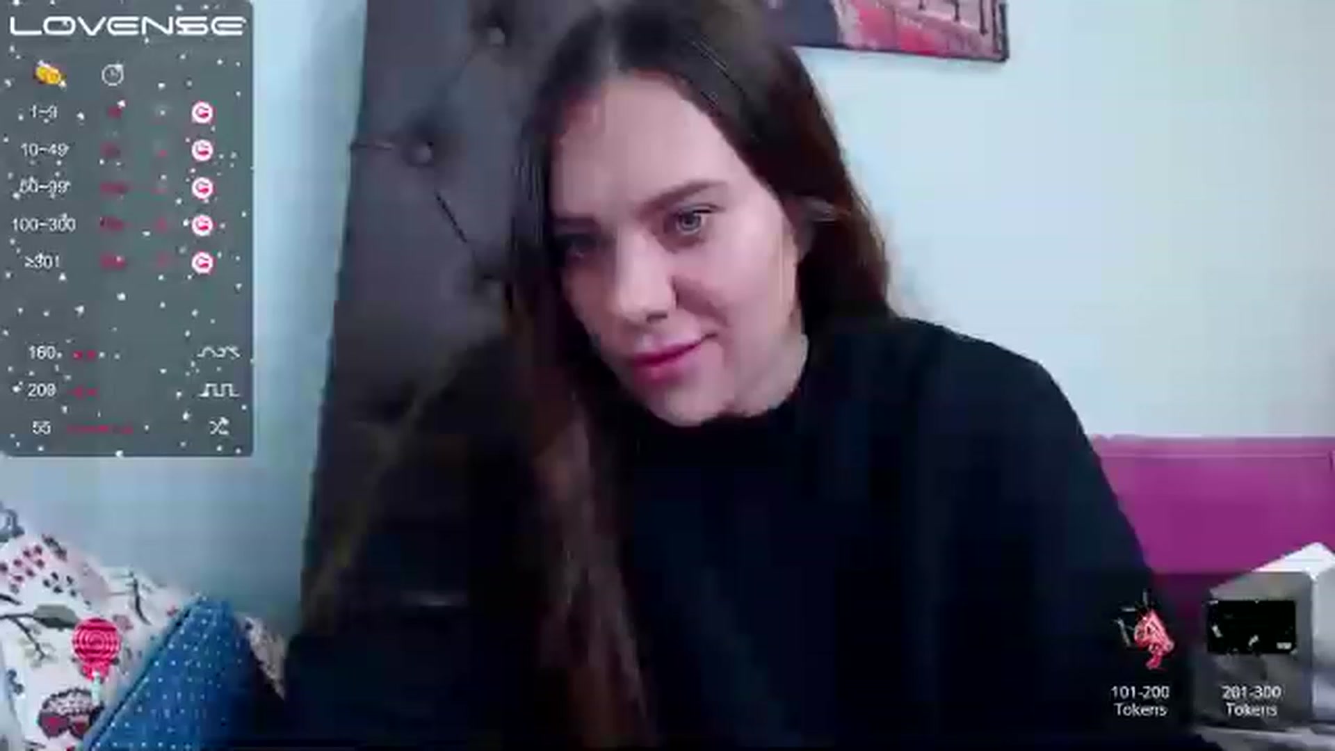 Gallery image thumbnail from Nicole_Kramm's myfreecams stream on, 12/29/2022, 12:45 image 12 of 20