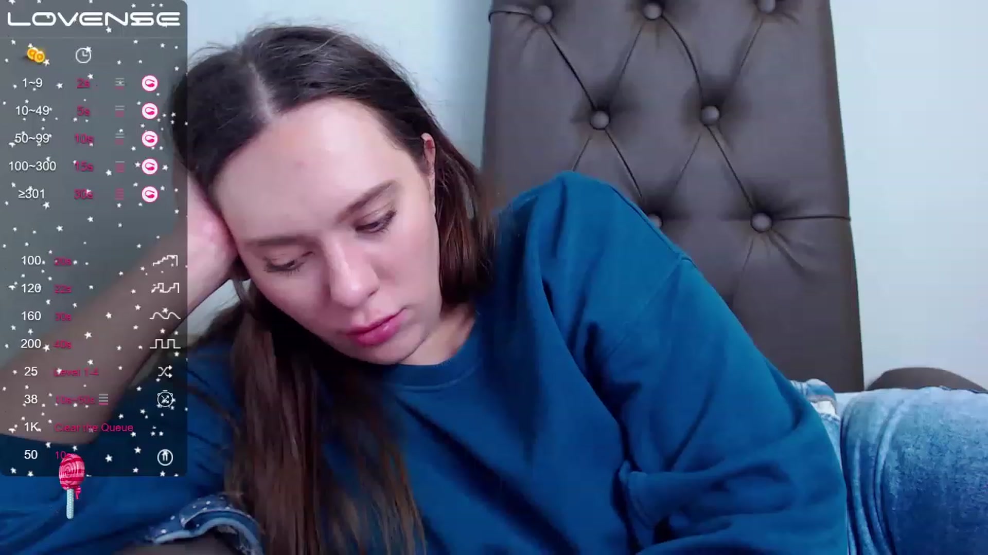 Gallery image thumbnail from Nicole_Kramm's myfreecams stream on, 02/01/2023, 08:59 image 4 of 20
