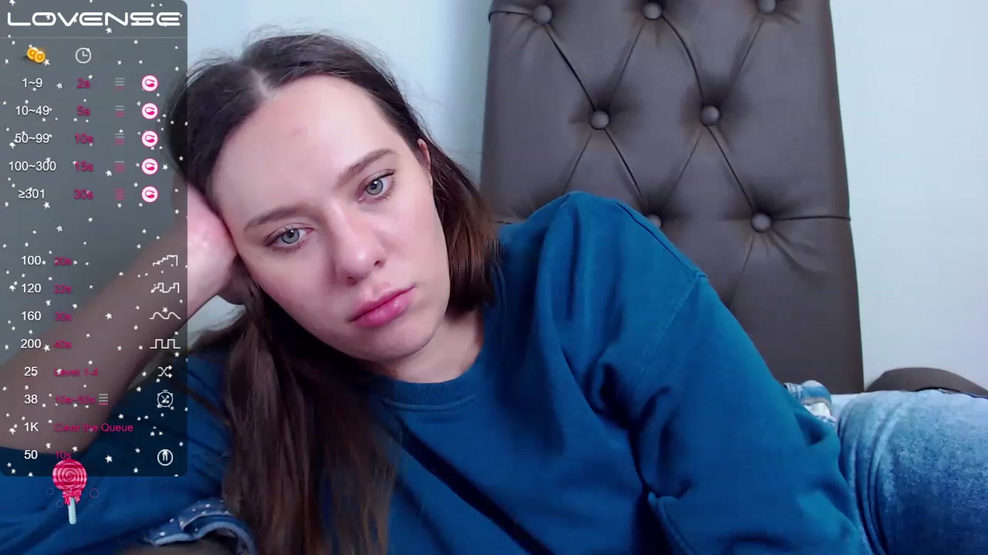 Gallery image thumbnail from Nicole_Kramm's myfreecams stream on, 02/01/2023, 08:59 image 6 of 20