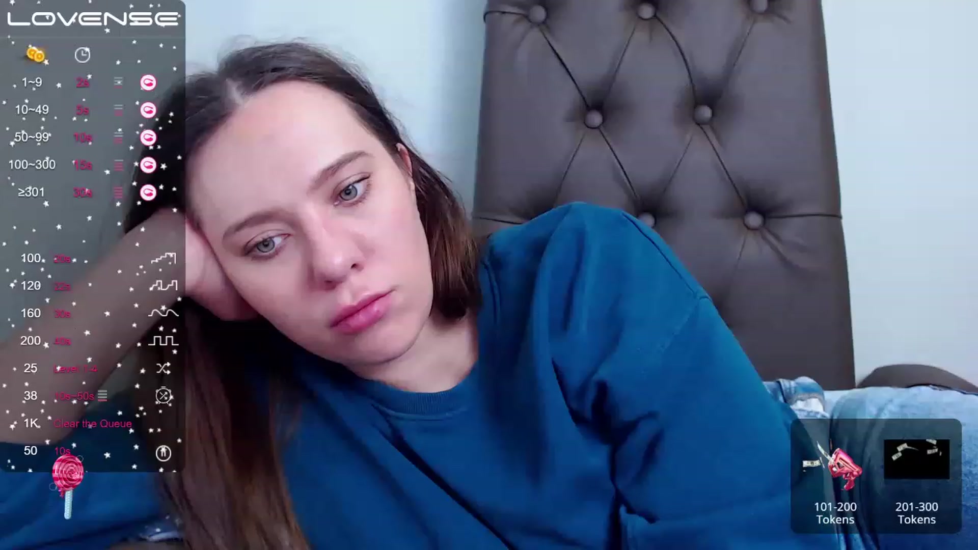 Gallery image thumbnail from Nicole_Kramm's myfreecams stream on, 02/01/2023, 08:59 image 11 of 20